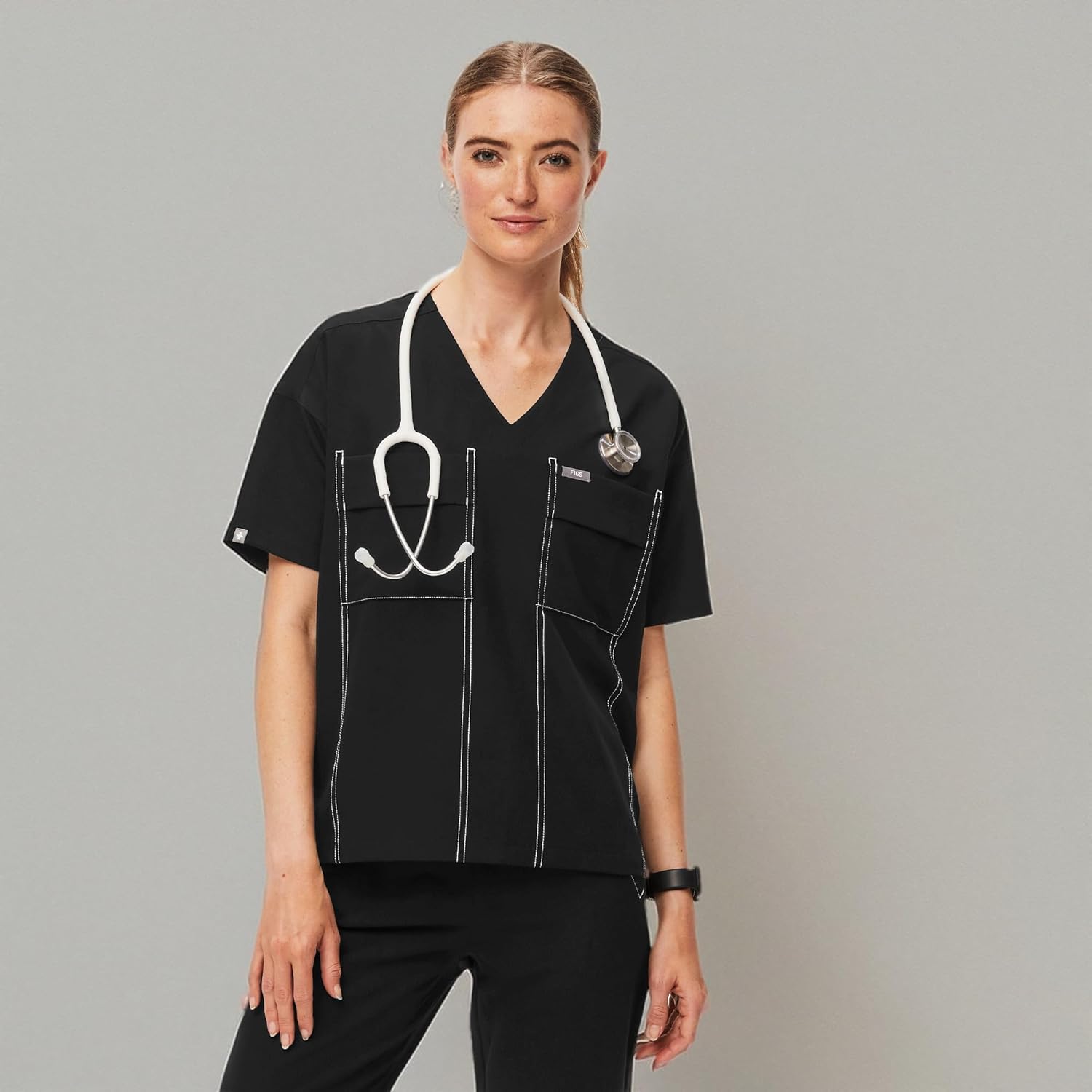 FIGS Bello Cargo Scrub Top for Women — Oversized Fit, V-Neck, Two Pockets, Back Yoke, 4-Way Stretch — Amazon Exclusive - Image 9