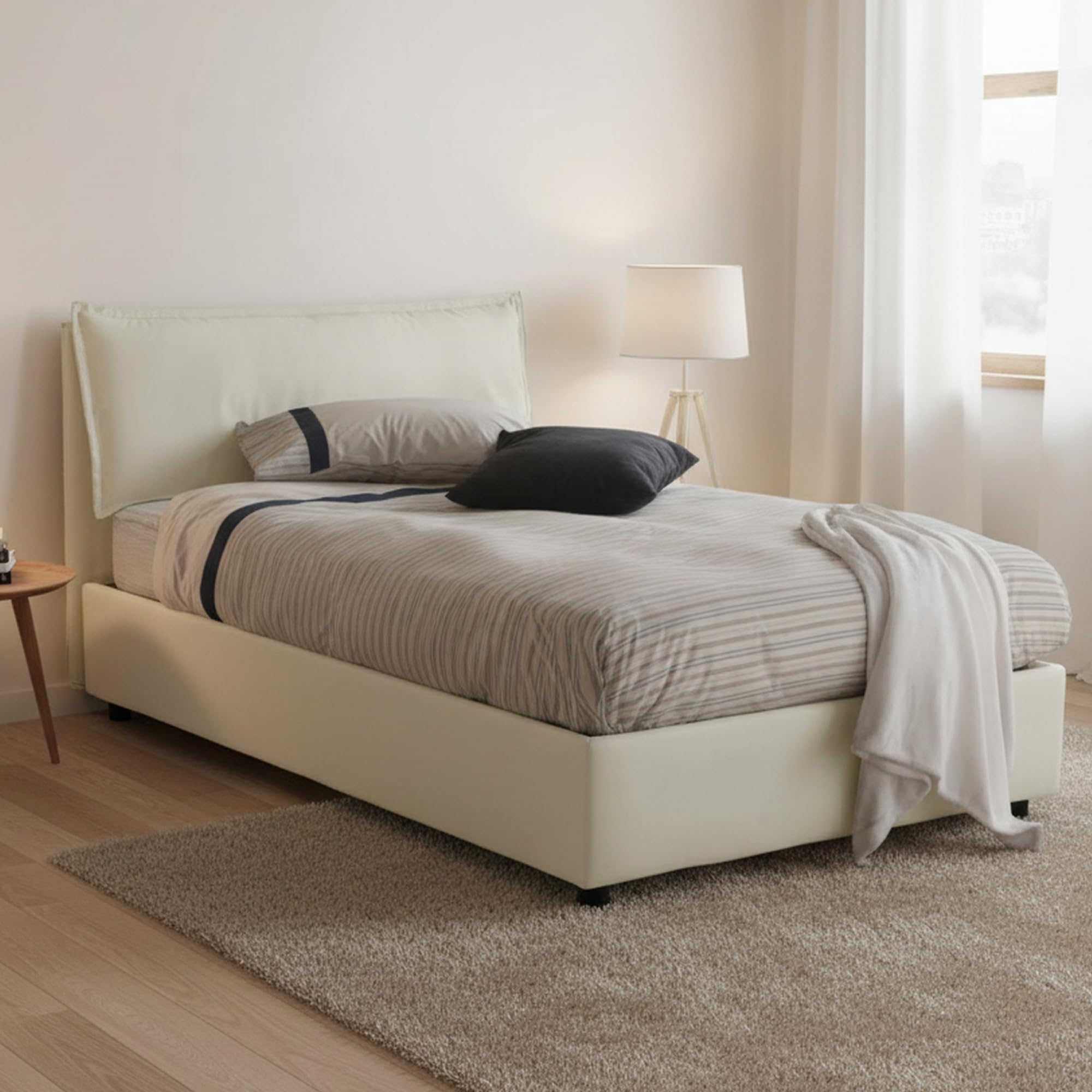 Auswahl an Möbelprodukten - Dmora und Talamo Italia