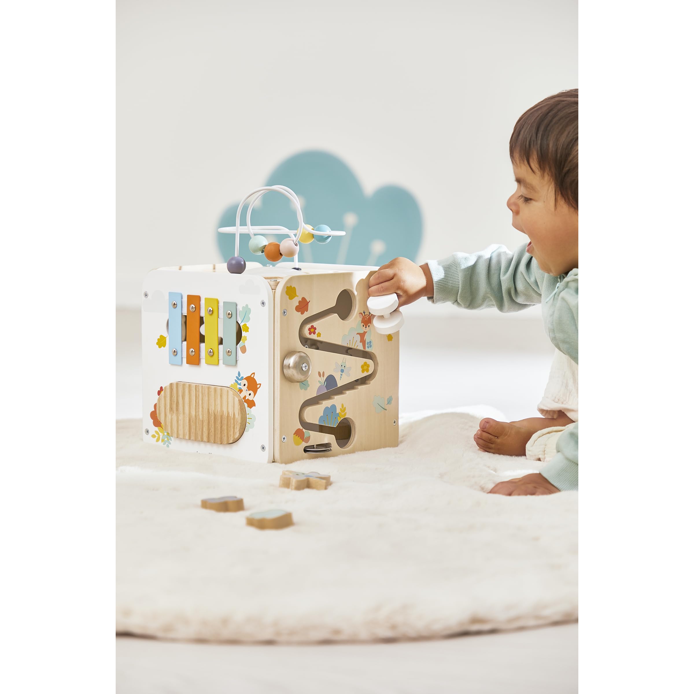 Janod - Grand Cube Multi-Activités en Bois - 8 Activités pour Enfant et Bébé - Jouet d'Éveil - Développement Motricité Fine - Jouet en Bois - Dès 18 Mois