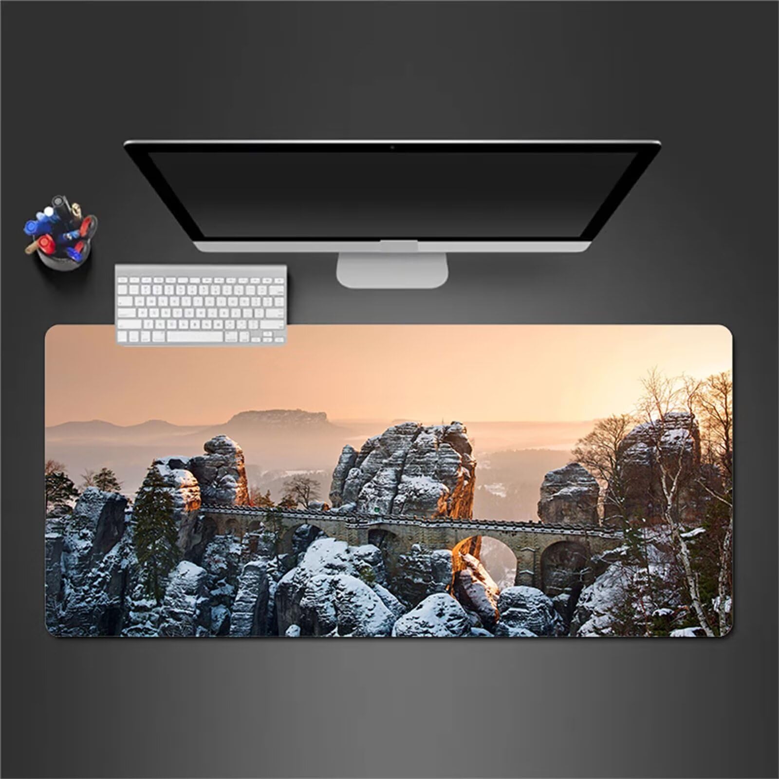 Tapis de Souris de Jeu Paysage Enneigé Tapis de Souris XXL 800x400x3mm Grand éTendu Tapis de Bureau avec Base en Caoutchouc Antidérapant et Bords Cousus pour Clavier et Souris
