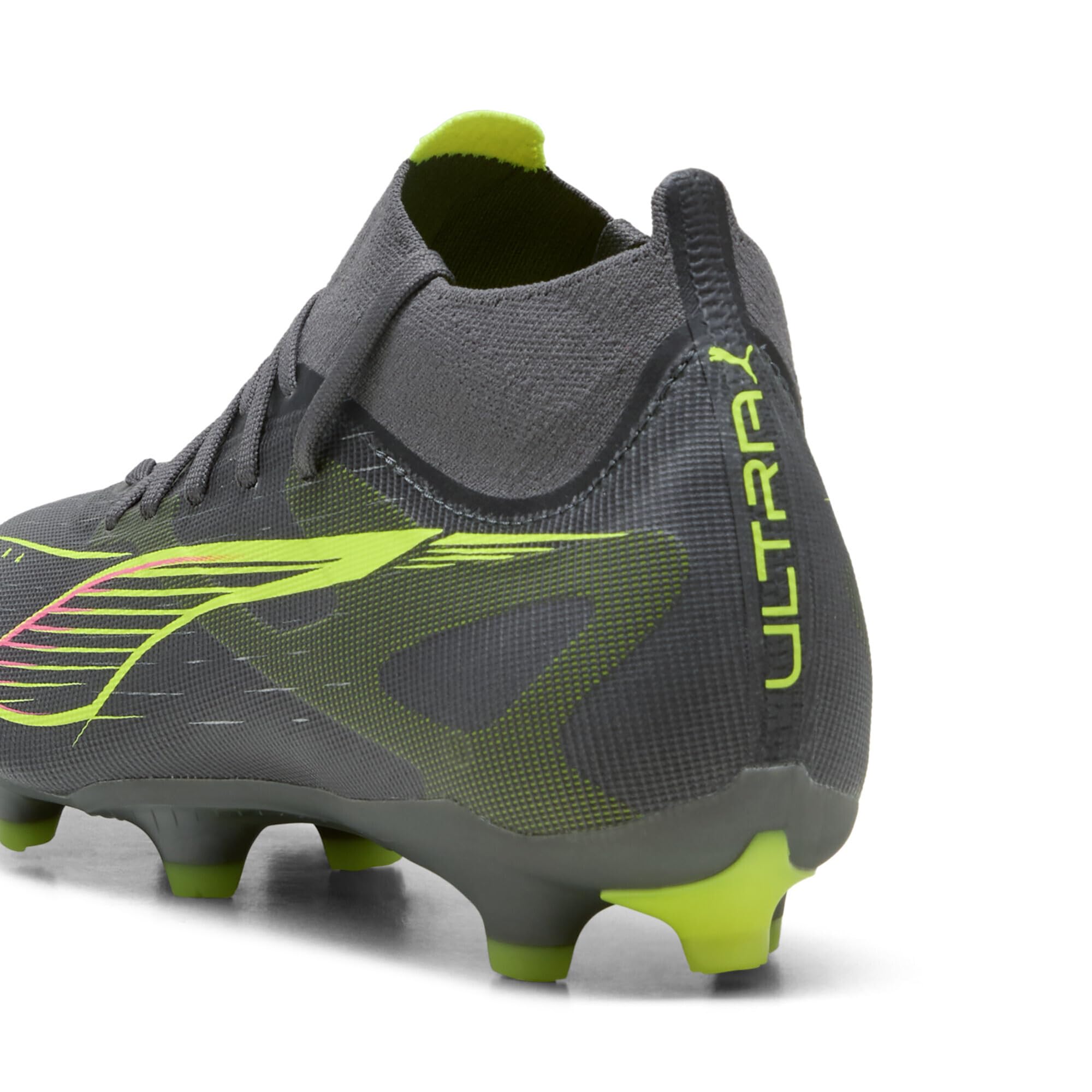 PUMA Ultra 5 Match+ FG/AG Wn's Chaussure de footballFemme