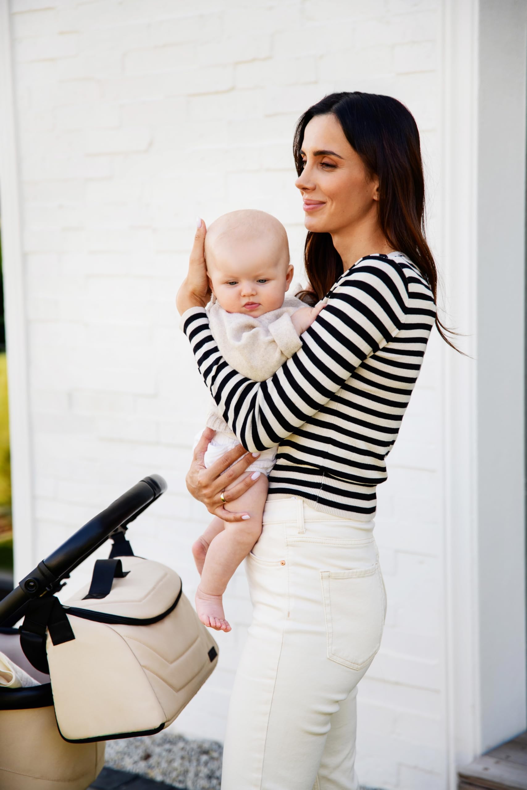 MoMi GISELLE Kombi-Kinderwagen 2 in 1 mit Buggy-Funktion, 5-Punkt-Sicherheitsgurt, ab dem 1. Lebenstag, bis 22 kg Körpergewicht (Buggy), Einkaufskorb, Matratze, Regenschutz und Wickeltasche
