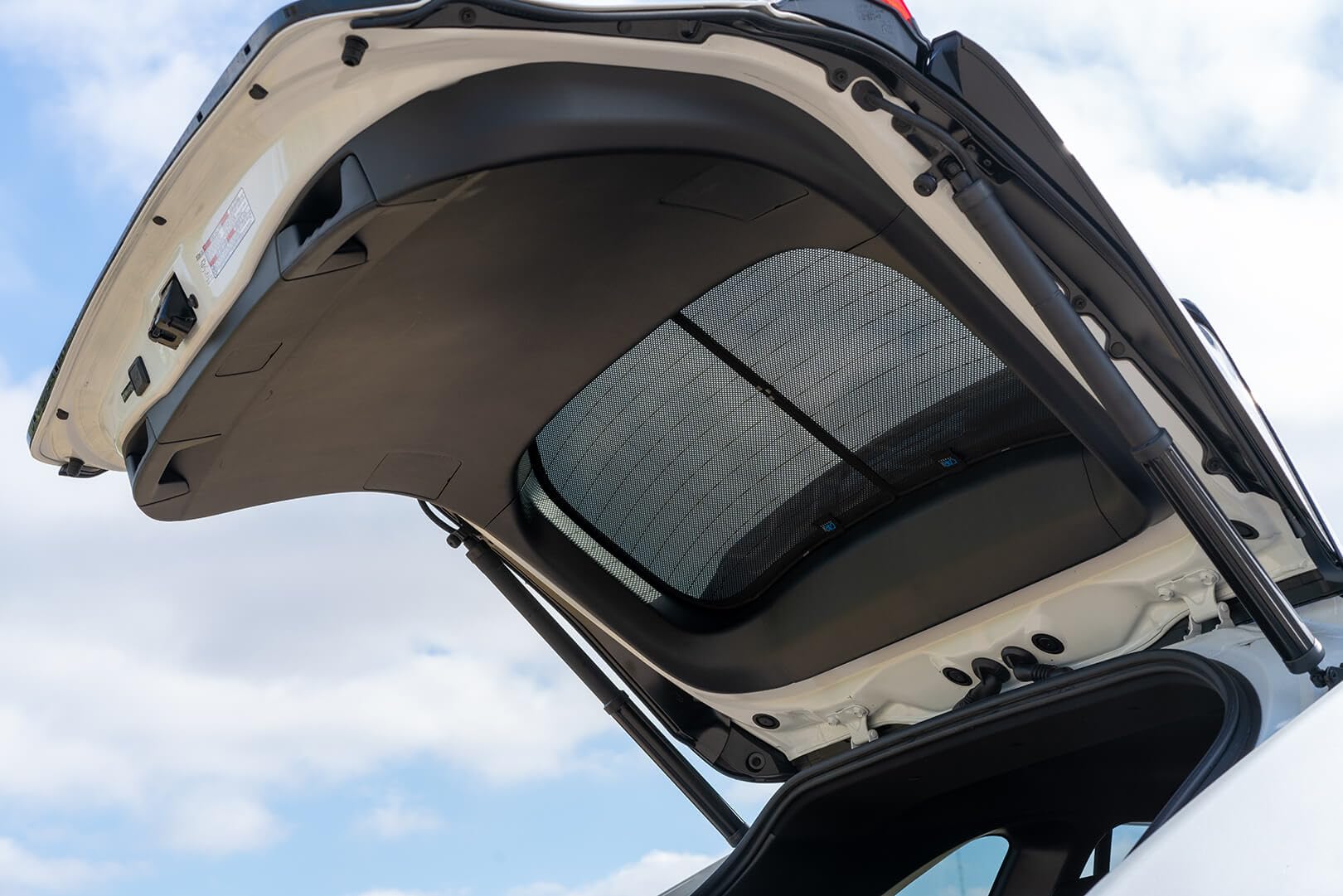 CAR SHADES Juego Compatible con Toyota RAV-4 (5th Gen) 2018- (sin cámara de Marcha atrás) (6-Partes) cortinillas Parasol a Medida