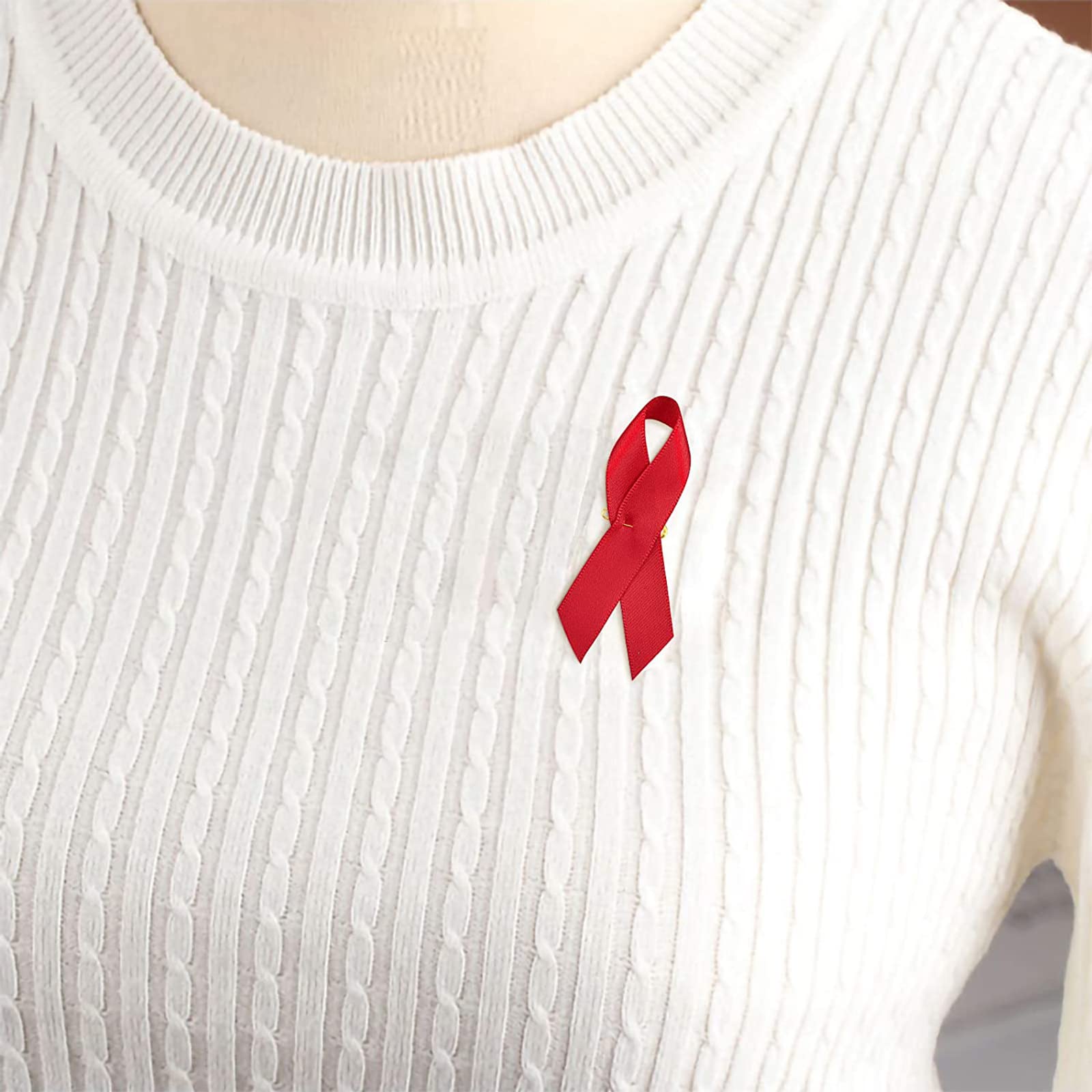 200 spille rosse in raso con nastro di raso per la consapevolezza dell'HIV/AIDS, per la prevenzione della droga, con spilla di sicurezza per uomini e donne