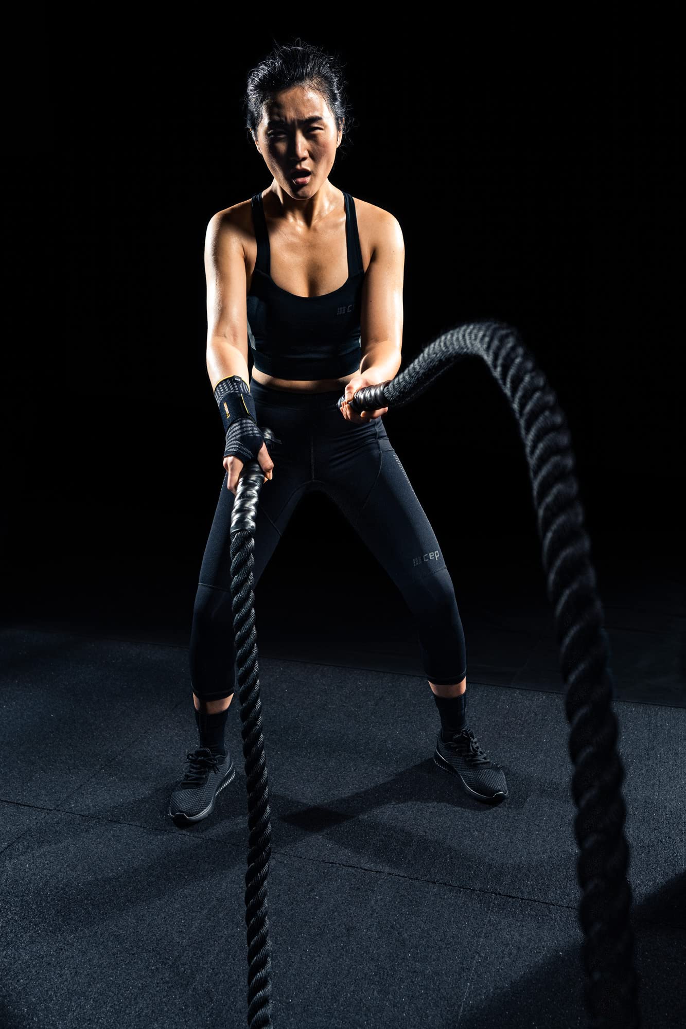 medi Manumed Active E+motion 3.0 - Muñequera deportiva (derecha, talla IV, correa con almohadilla de cuarzo, barra estabilizadora ergonómica, apertura de correa, gestión óptima de la humedad)