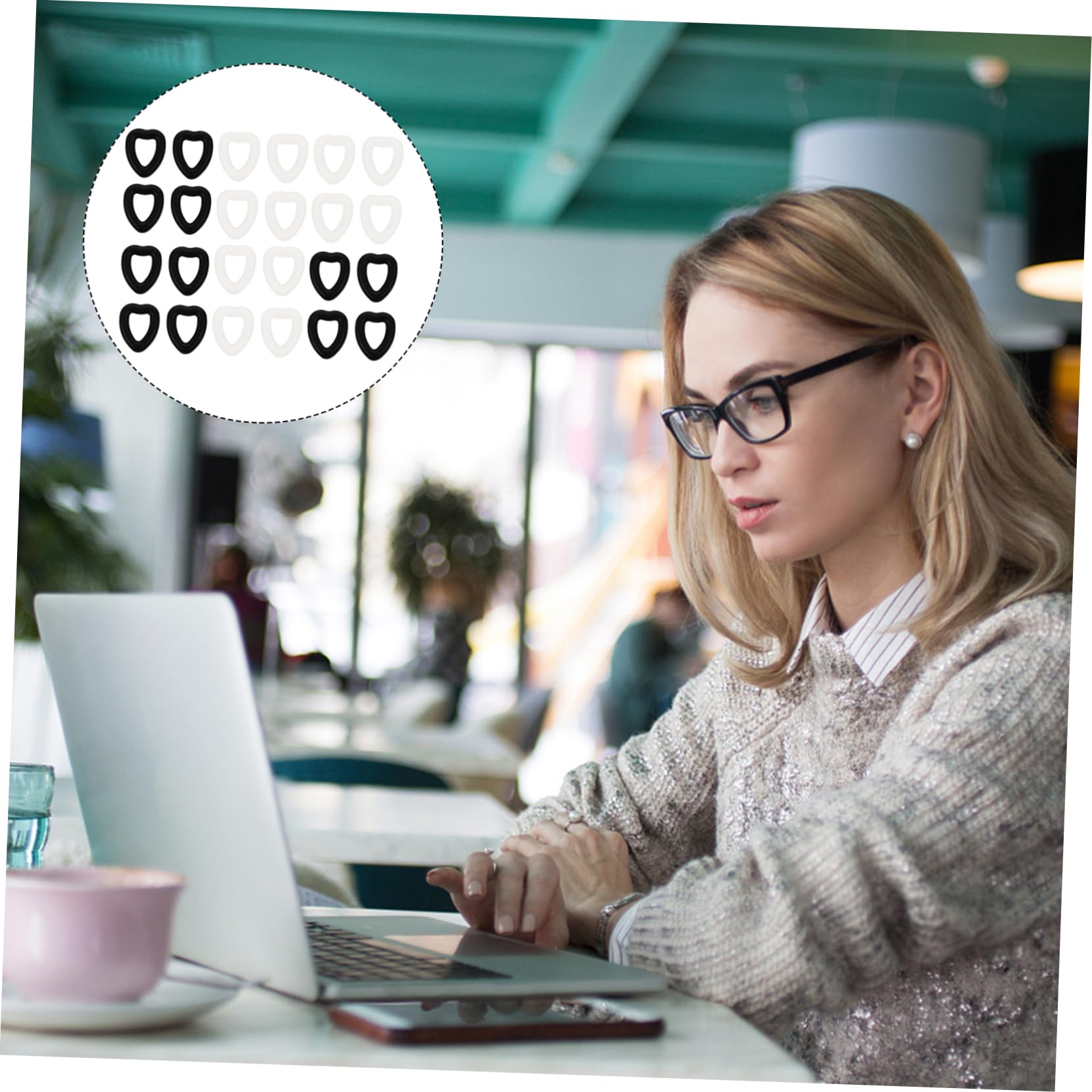 Healeved 12 Pairs Heart-Shaped Non-Slip Sleeve Round Sunglasses for Women Eyewear Retainer Womens Sun Glasses Eyeglass Leg Earmuff Glasses Leg Covers Glasses Ear Hooks White