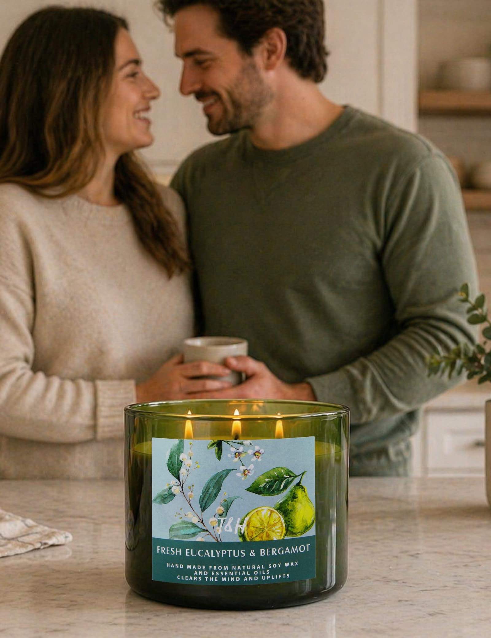 Candela fresca all'eucalipto e bergamotto, grande candela profumata a 3 stoppini, per rilassarsi in casa, 450 ml, candela per aromaterapia antistress, candela profumata di soia di lusso per donne e
