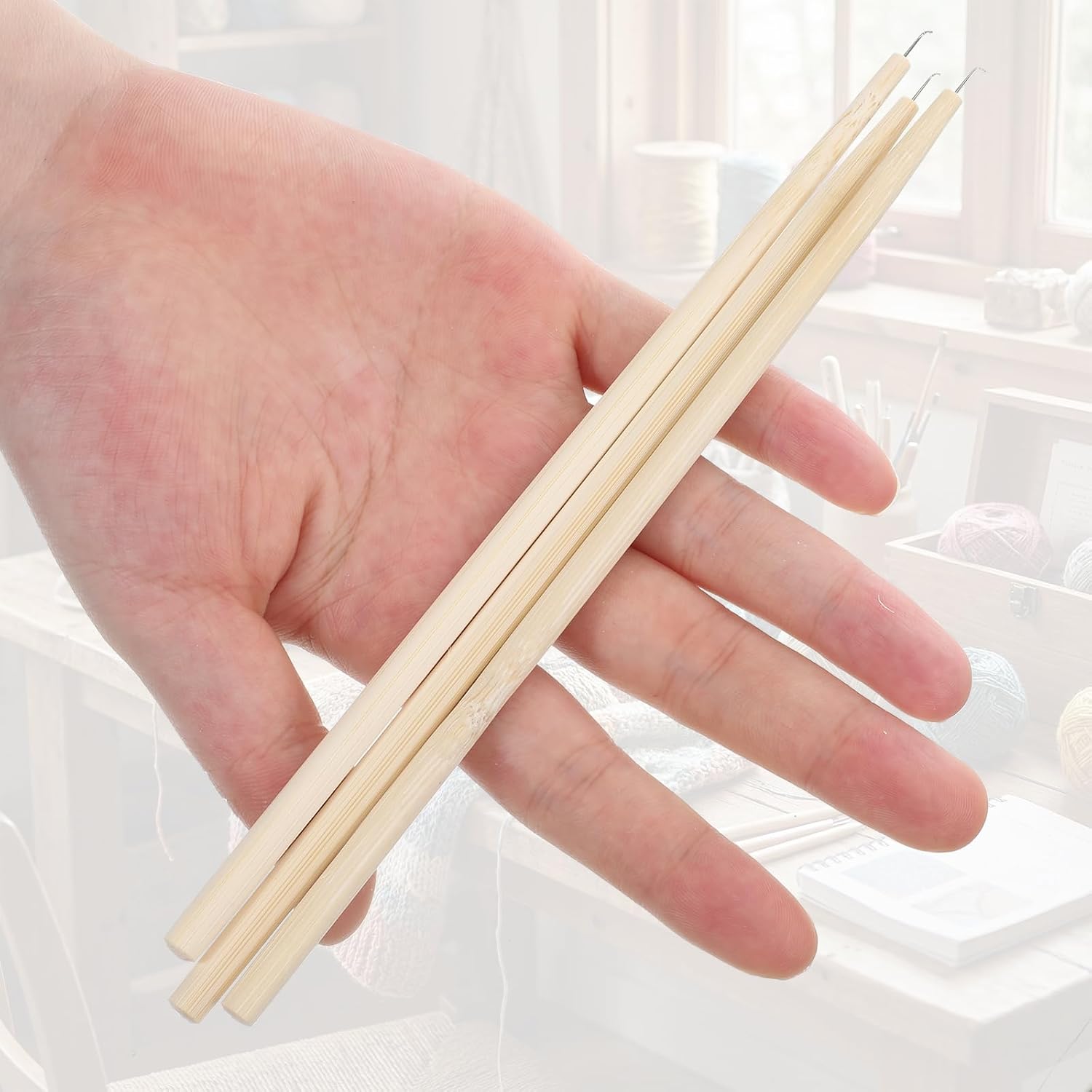 3 Pieces Wig Ventilating Needle, Professional Lace Wig Ventilating Needle Kit, 3 Sizes Wooden Handle Hook Needles for Wig Making, Repairing, Weaving, and Hair Extensions