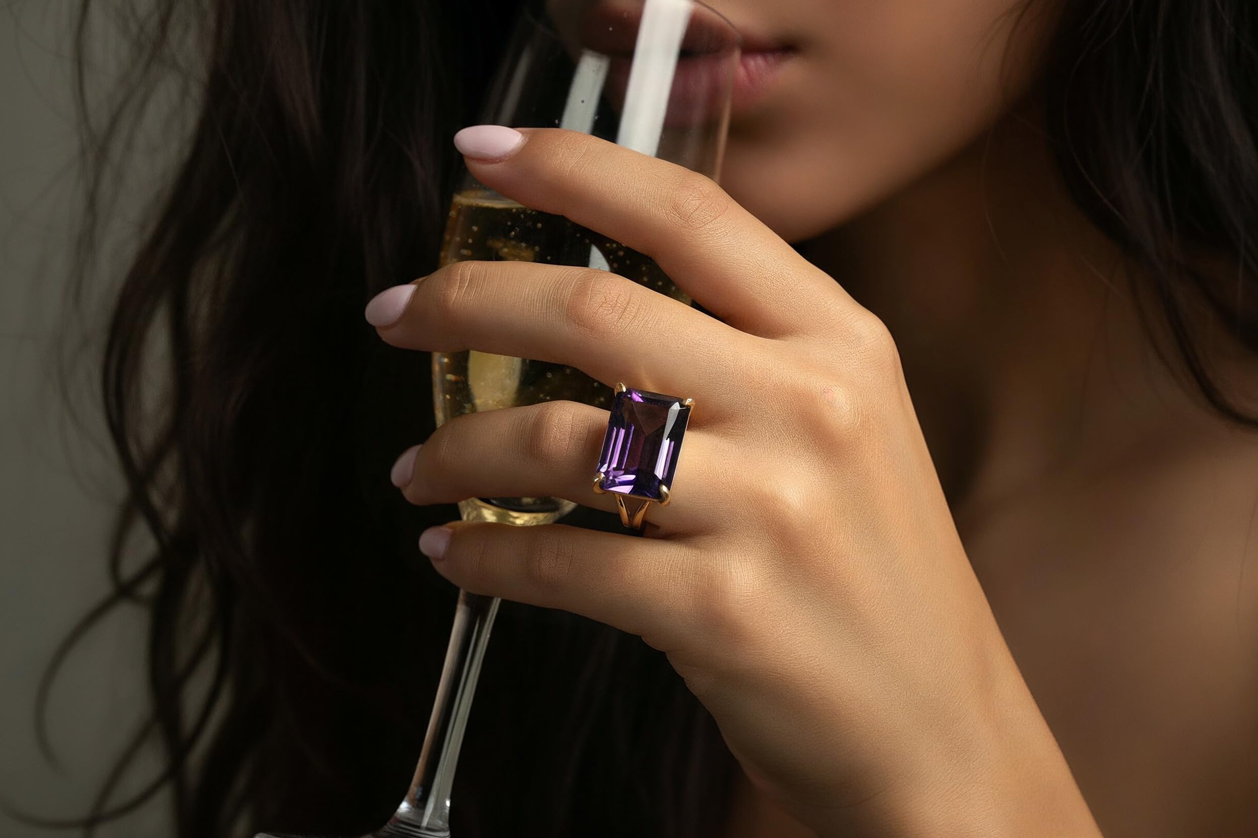 Anillo Rectángulo Amatista - Anillo de Oro de 14k - Anillo de Cristal - Anillos de Piedra de Nacimiento - Regalos para su Día Especial - Joyería Artesanal para Mujer
