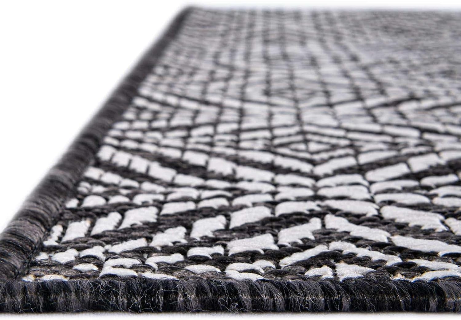 Unique Loom Outdoor Trellis Collection Area Rug - Deco Trellis (7' 10" x 10' Rectangle Charcoal/Ivory)