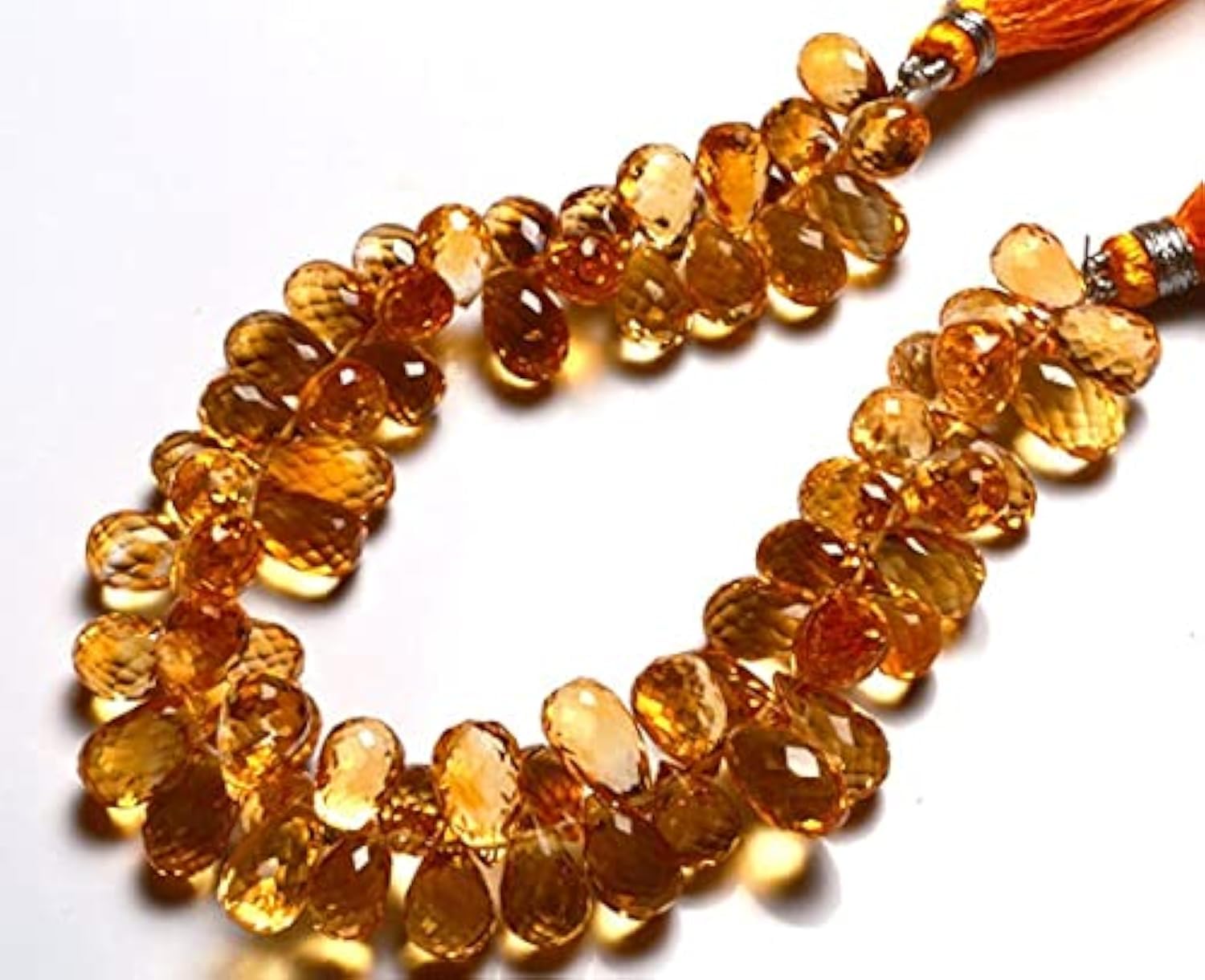 Citrine dorée naturelle sans inclusions visibles pour éviter les bris lors du perçage de bijoux