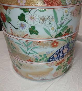 美濃焼　前畑陶器　庫山窯　金彩　陶器の三段重 Amazon.co.jp: 美濃焼 庫山窯 前畑陶器 重箱 三段重 金彩 正月