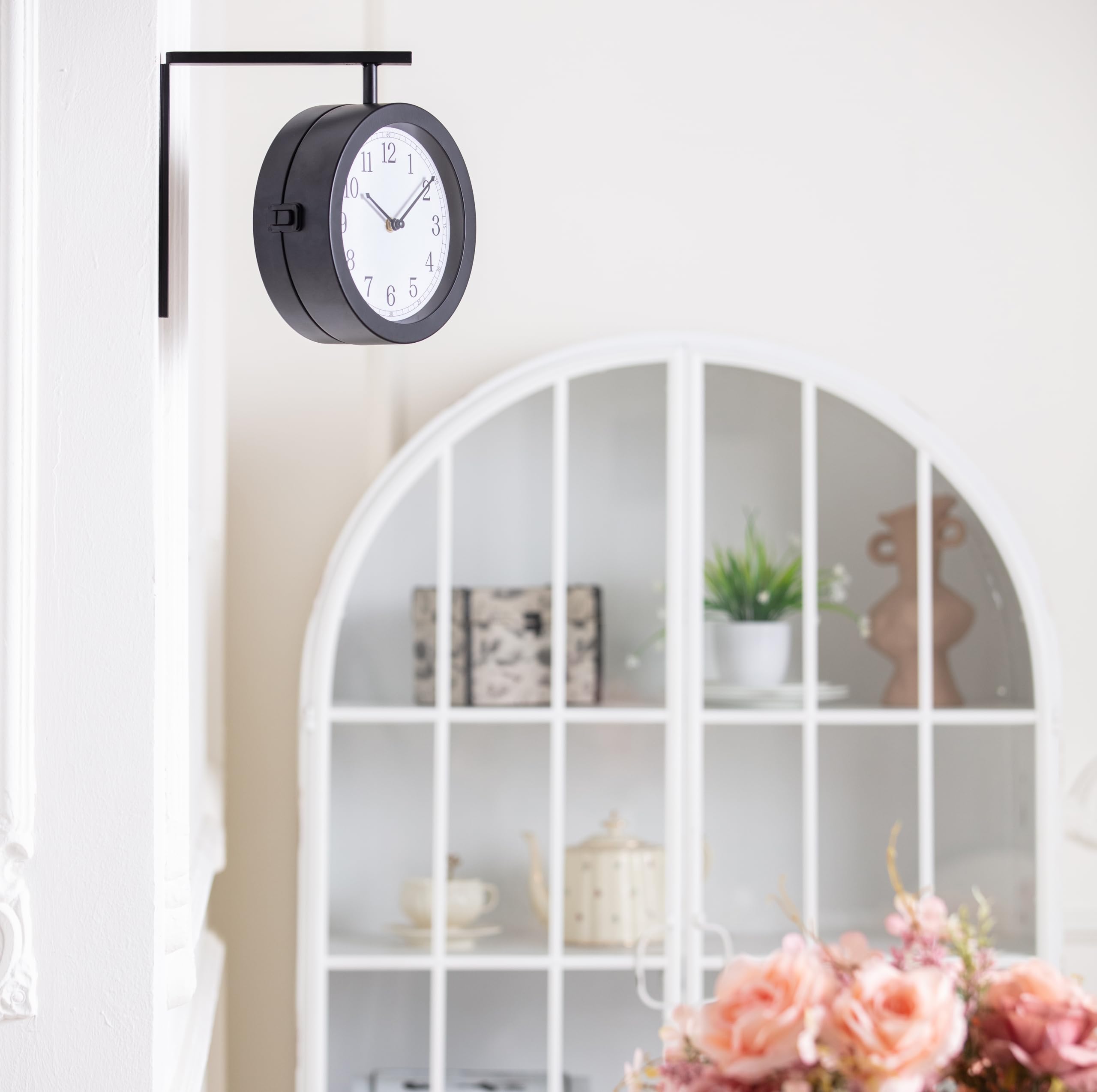 K&L Reloj de pared vintage metálico, sin tic-tac, 21 cm, doble cara, negro y blanco (aspecto steampunk, 28 x 25,3 cm)
