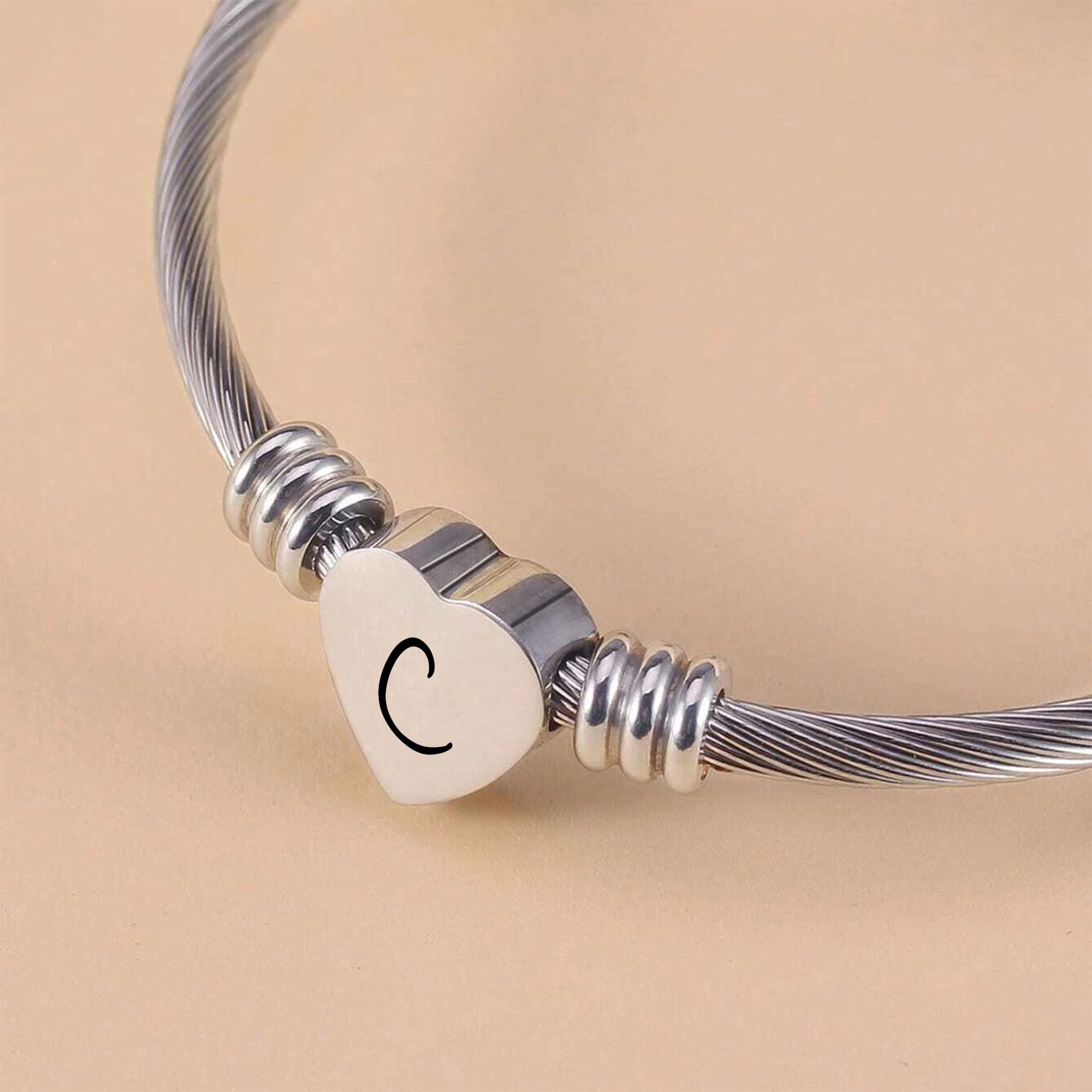 Argento Amore Cuore 26 Lettera Iniziale Alfabeto A-Z Polsino Bracciale Gioielli Regolabili Regalo Per Figlia Figlio Sorelle Amici Mamma Collega Amante Compleanno Natale