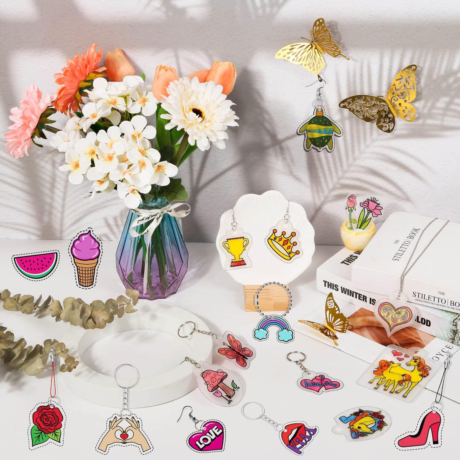 cridoz Shrinky Plastic Keychain Kit, Shrinky Art Kit Including 25 Sheets Shrink Film, Keychains Jewelry Accessories for Creative Crafts and Keychains Making