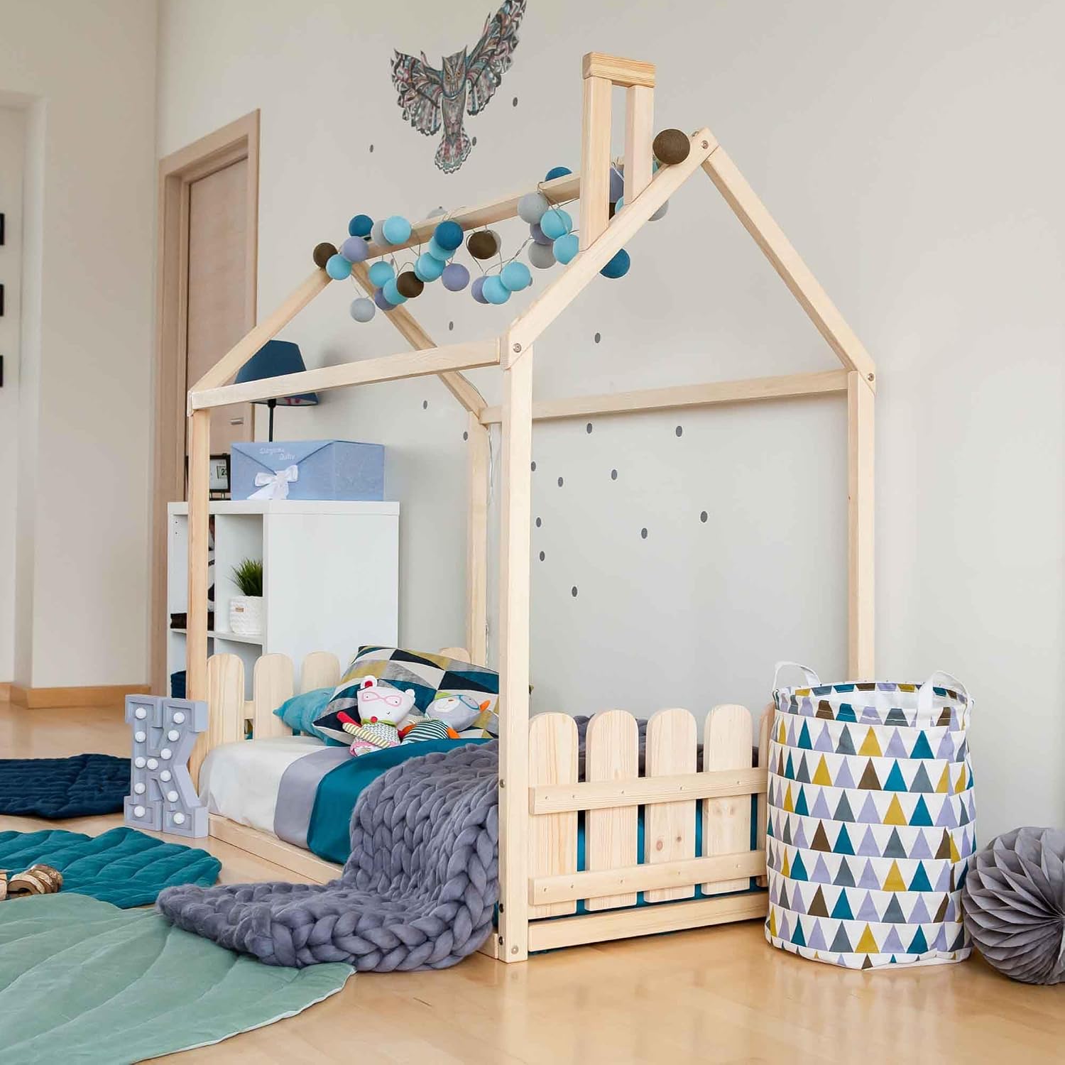 Montessori house bed with rails, Montessori toddler house bed frame, Toddler floor level bed with rails