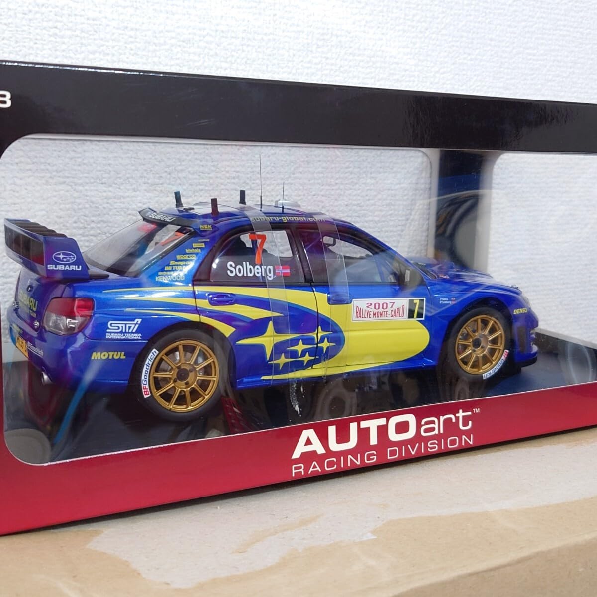 AUOTart製1/18 2004年スバルインプレッサWRC/ペターソルベルグ AUOTart製1/18 2004年スバルインプレッサWRC/ペターソルベルグ