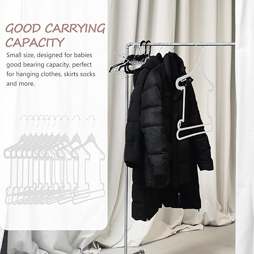 Miniatura 7 de Zerodeko Juego de perchas para niños y niñas, 10 perchas acolchadas de plástico antideslizantes resistentes a las arrugas