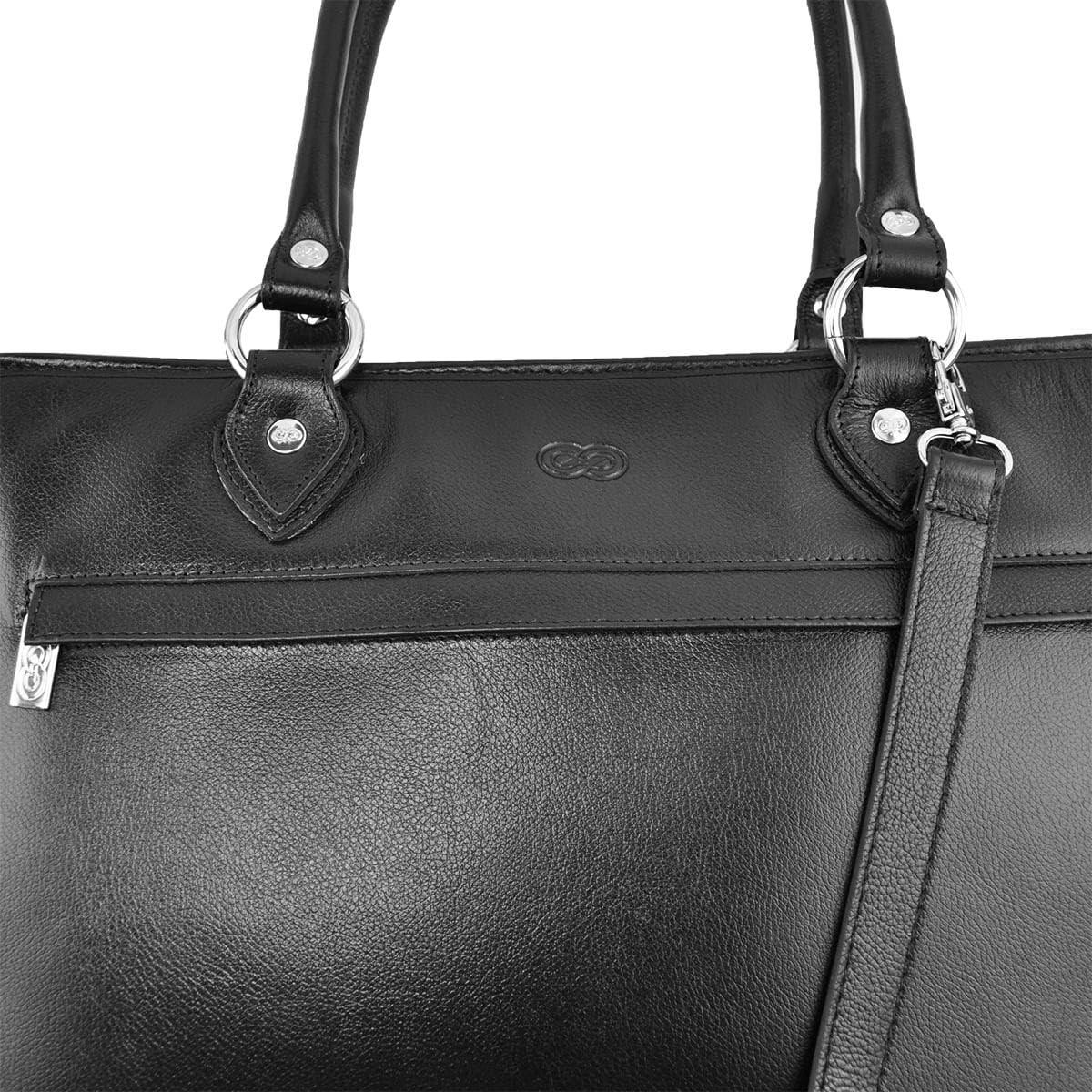 Bolsa Executiva CHARLOTE em Couro em promoção! Veja a oferta e mais achadinhos de Bolsas 8 Hoje é o melhor dia para comprar Bolsa Executiva CHARLOTE em Couro com aquele preço maroto! Promoção! Aproveite a oferta! 8