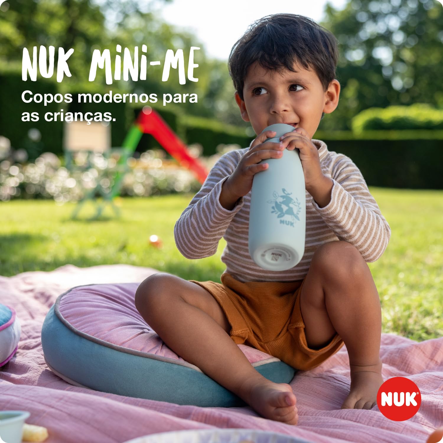 NUK Mini-Me kubek ze składaną pokrywką i słomką dla niemowląt | 12+ miesięcy | 450 ml | butelka dla dzieci, wzmocniona wylewka, odporna na uderzenia, zielony groszek