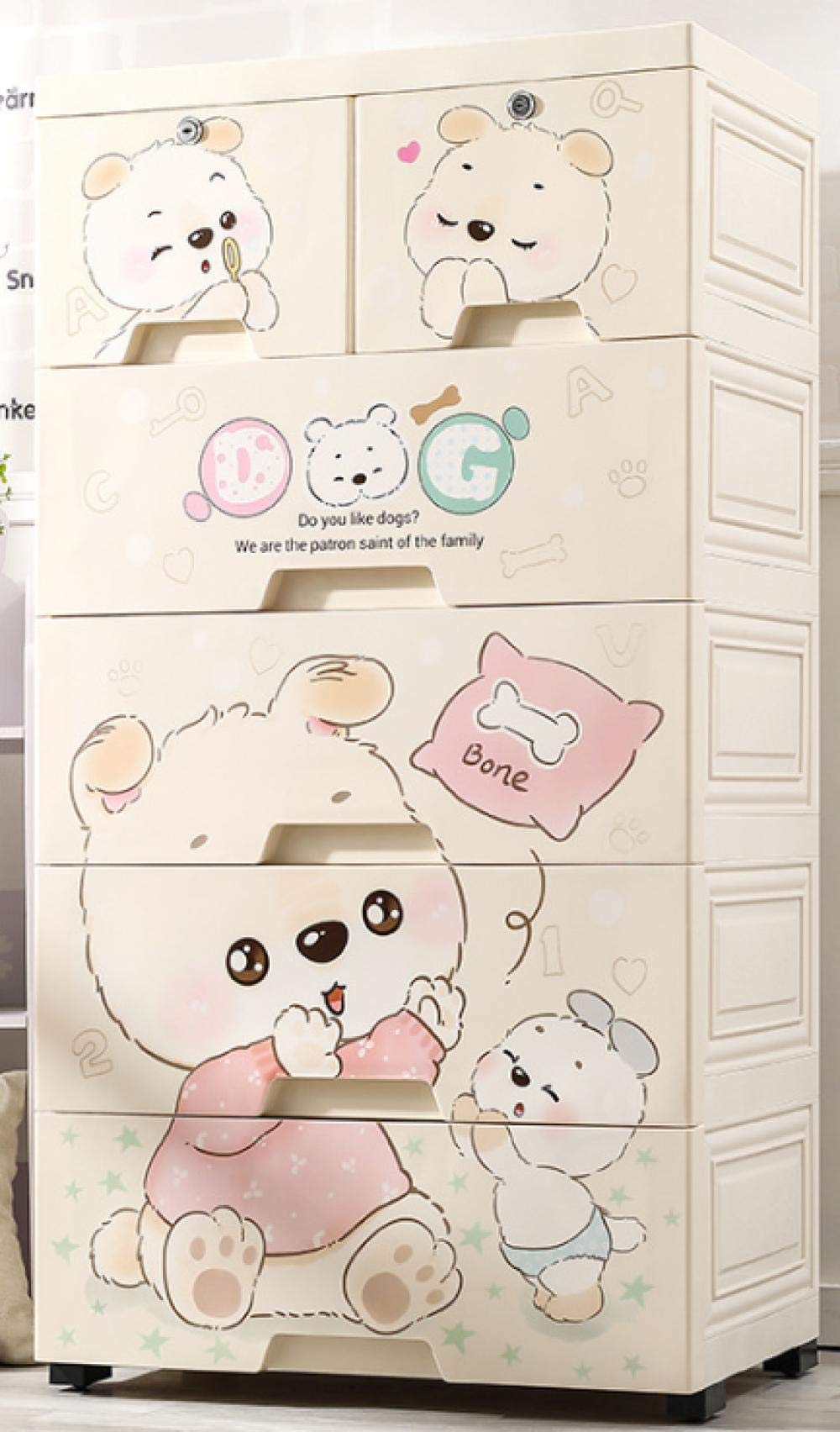 Armoire à chaussures et vêtements pour une chambre de bébé toujours nette