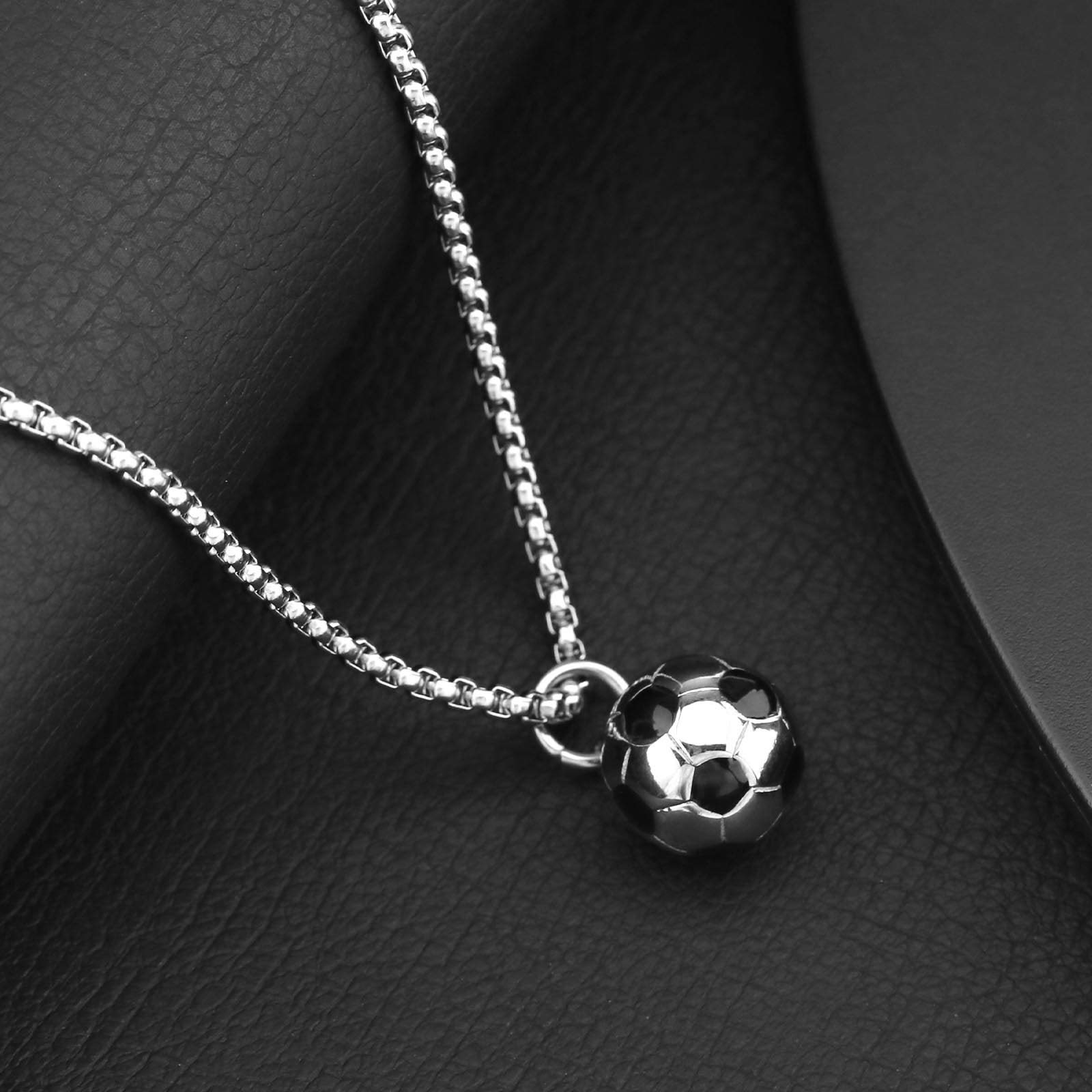 Collar de encanto de fútbol de acero inoxidable para hombre mujer niño niña 60 cm