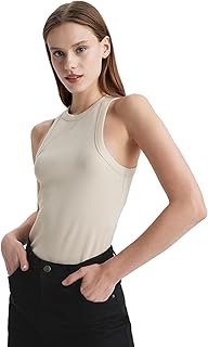 فانلة رياضية بقصة ضيقة وياقة بحمالة حريمي من ديفاكتو C4078AX