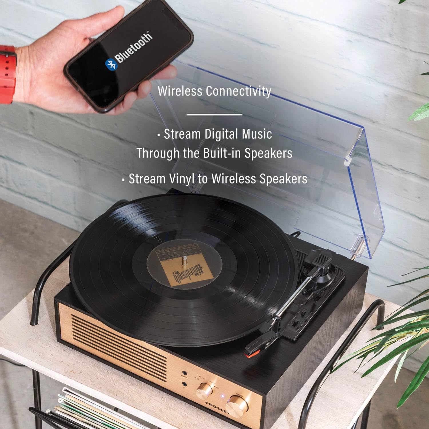 Crosley Miles - Giradischi a 3 velocità con ingresso e uscita Bluetooth, altoparlante integrato, colore: Nero