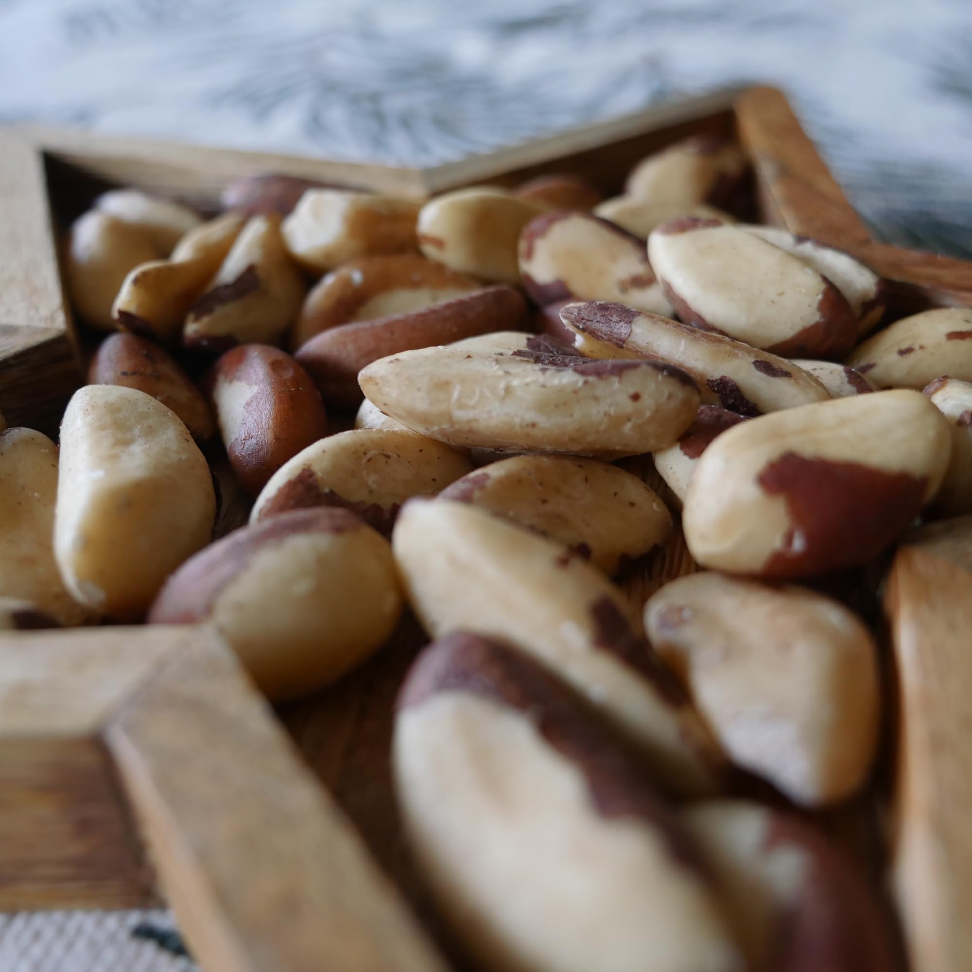 HiFood Paranüsse 1000g (1kg) Ganze Brazil Nuts Extra Großpackung Natürlich reich an Selen Vegan und Keto geeignet Naturbelassene Qualität