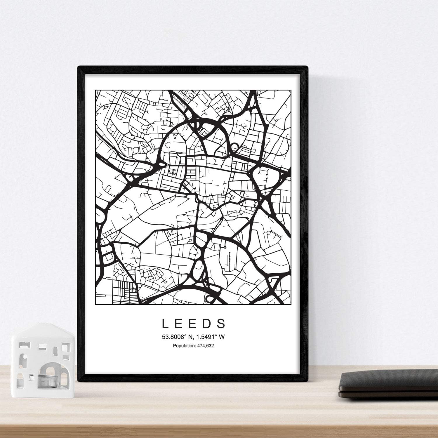Nacnic Map blade Leeds City Scandinavian style in black and white. A3 size poster Printed paper No 250 gr. Paintings - Image 4