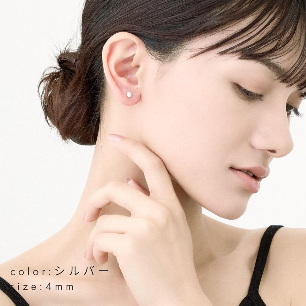 けこりすです！！ピアス 10k製★極美品★  バーニーズニューヨーク購入 ピアス 18K Nejiri フープ 45 ひかり。地金 18Kピアス
