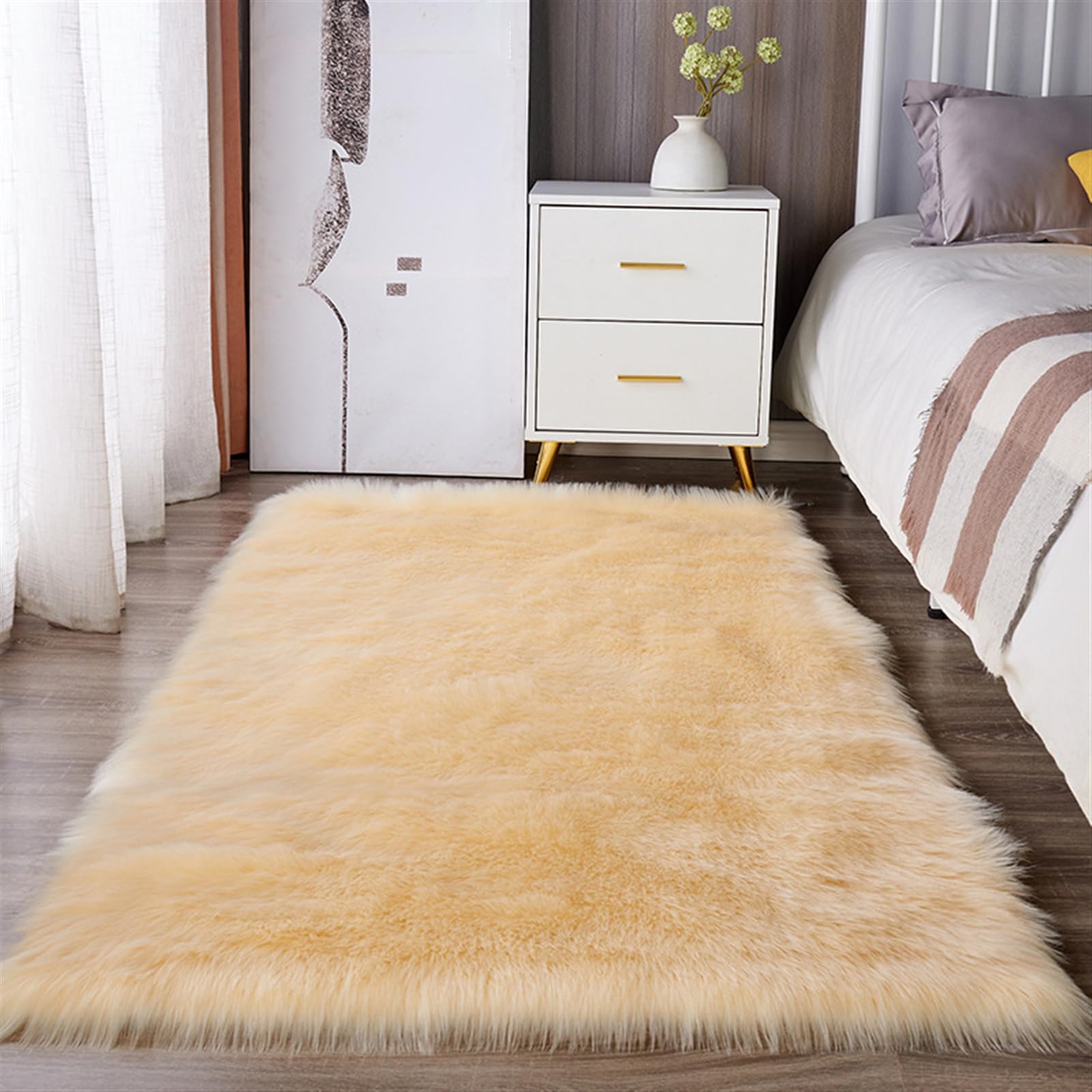 Tapis Salon à Poils Longs Antidérapant Tapis de Chambre Doux Shaggy Tapis en Fausse Fourrure pour la décoration de la Maison 80 x 160 cm, Jaune