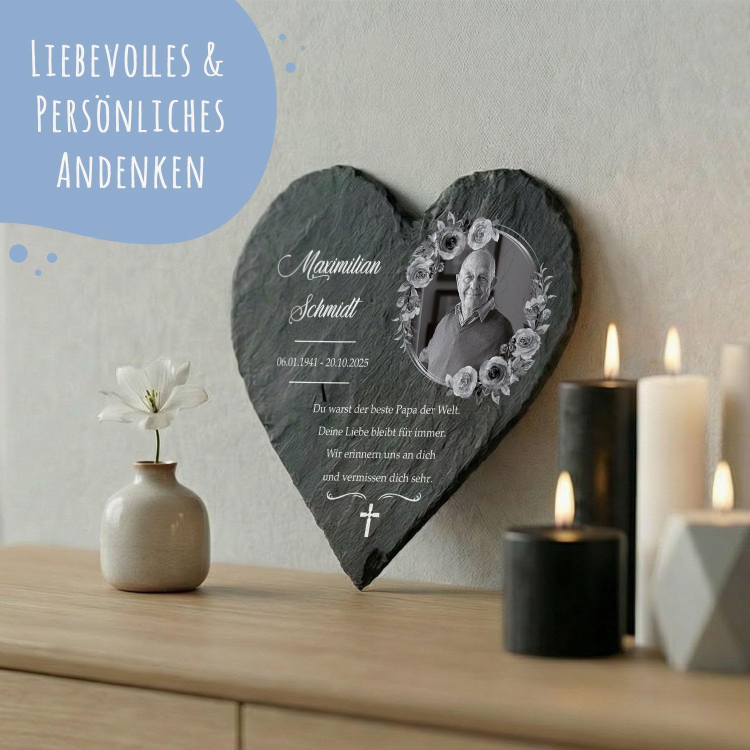 GRAVURZEILE Bedrucktes Schieferherz - In Gedenken V2 - Personalisiert mit Name, Foto & Datum - Grabtafel aus Naturschiefer in Herzform - 20 x 20 cm - Grabschmuck für Urnengrab & Gedenkort