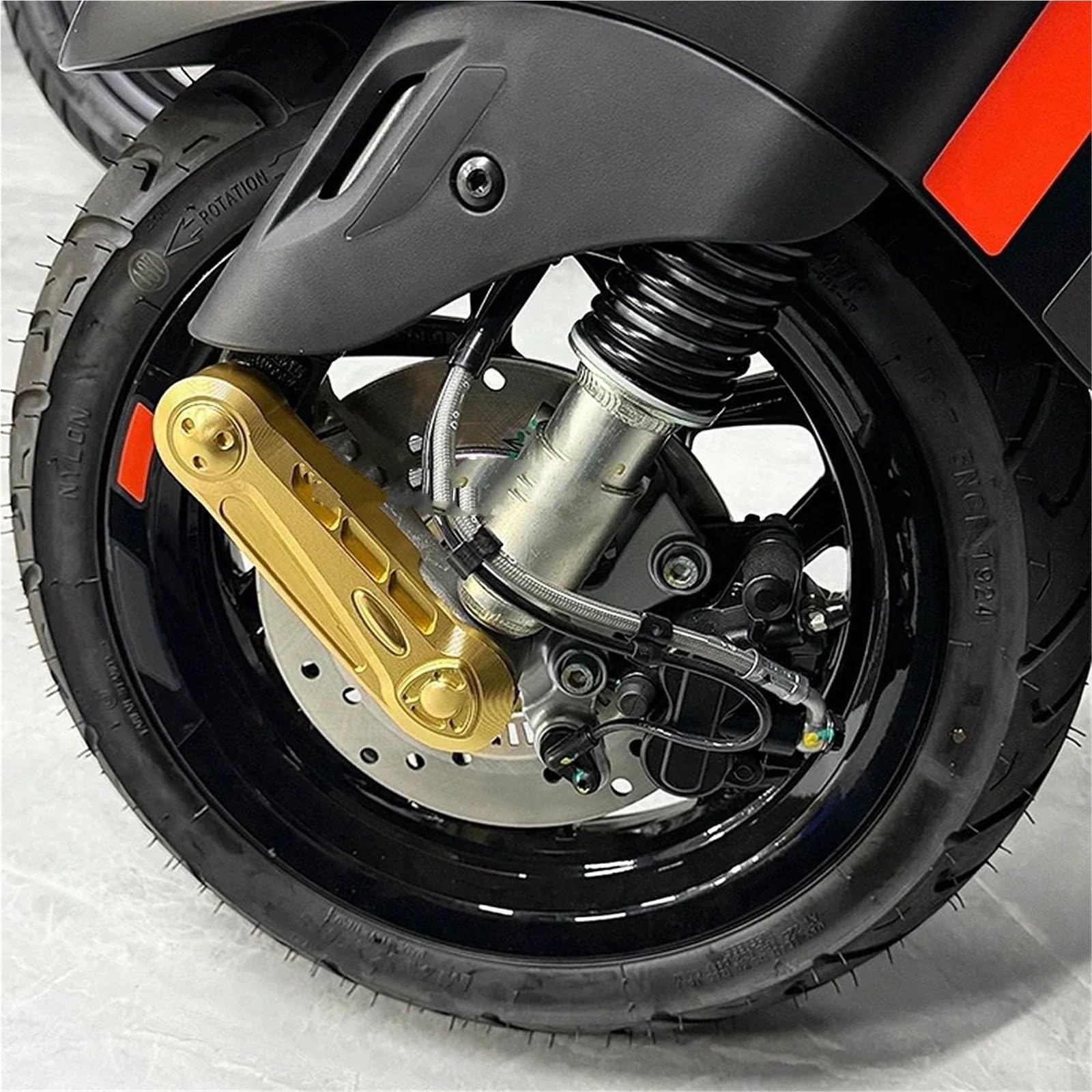 szpule motocykla wahacz Pasuje do Vespa GTS300 GTS Pasuje do Sprint150 Primavera150 Osłona przedniego widelca Motocyklowe nakładki na wahacze wahacza Widelec Ramiona Szpule(Silver With Logo)
