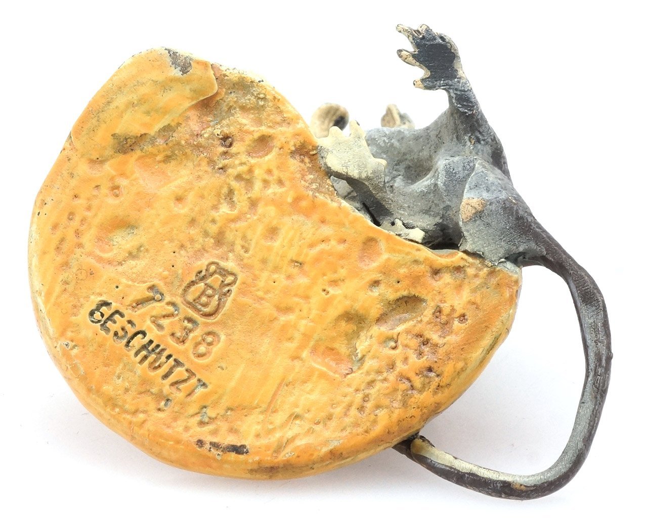 Kunst & Ambiente - Maus mit Biskuit - handbemalte Wiener Bronze - kultige Tierfigur im Retrolook - Dekostatue - Skulpturen online kaufen - Sammlerstück - Wohndeko für Innen