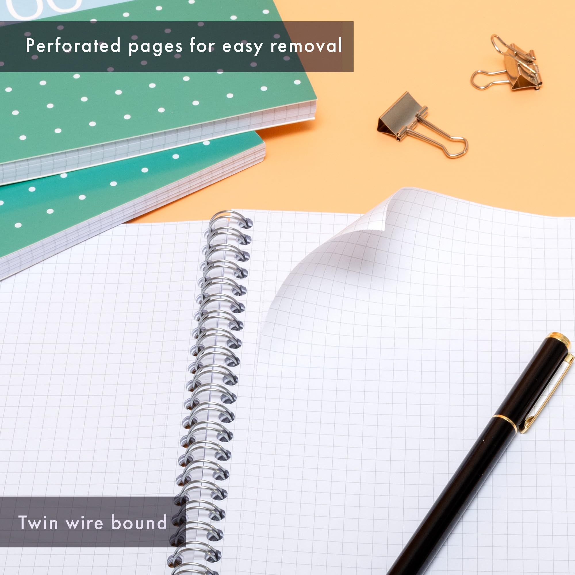 Pukka Pad, Cuaderno cuadriculado A5 Jotta Book paquete de 30 unidades – 21 x 14,9 cm - Cuaderno con espiral con cuadrados de 5 mm en papel blanco de 80 g/m² con bordes perforados para fácil extracción