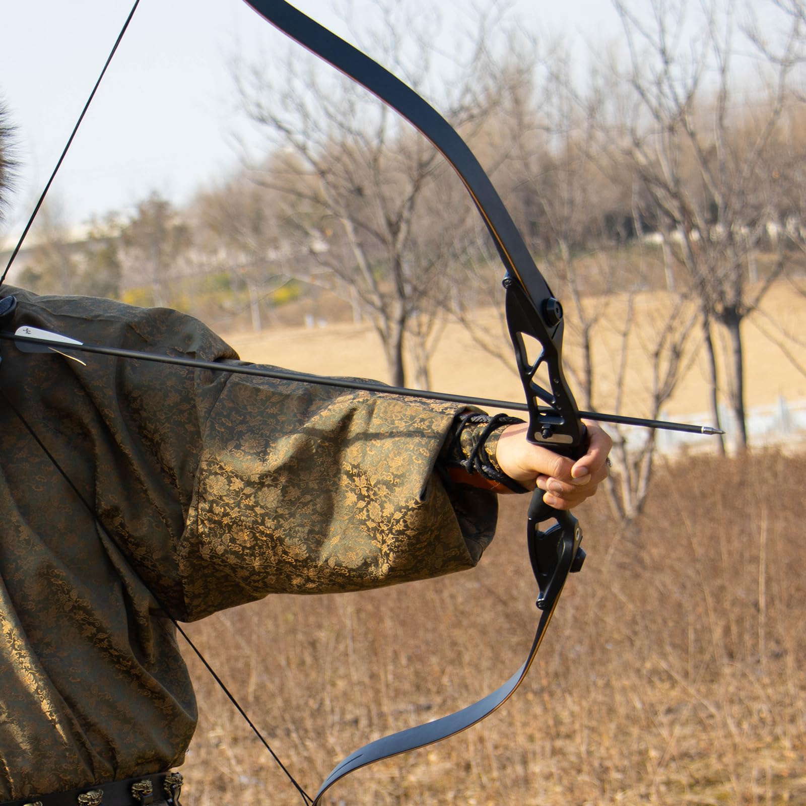 Jagd-Recurvebogen 56 Zoll, Metall-Takedownbogen mit laminierten Limbs, 30-50 lbs Zuggewicht, für das Wildnis-Bogenschießen