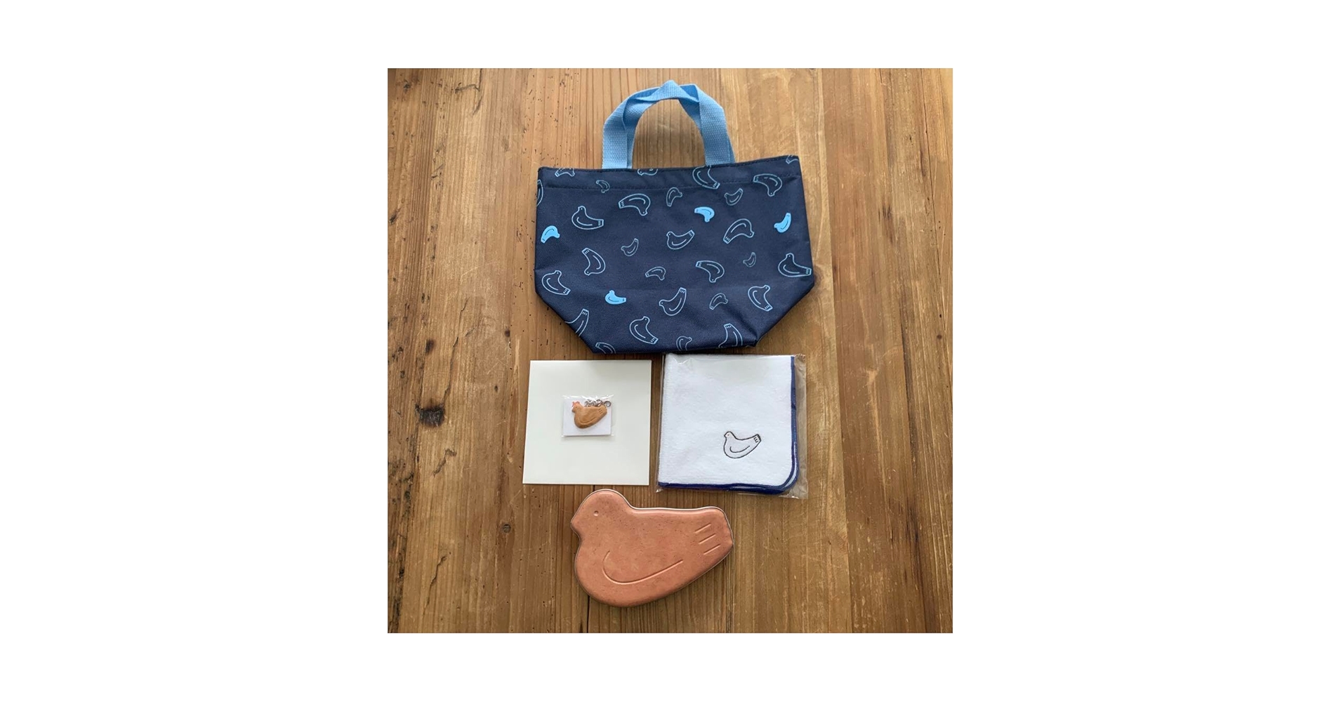 Amazon.co.jp: 豊島屋 鳩サブレ缶 本店限定鳩サブロー ランチバック