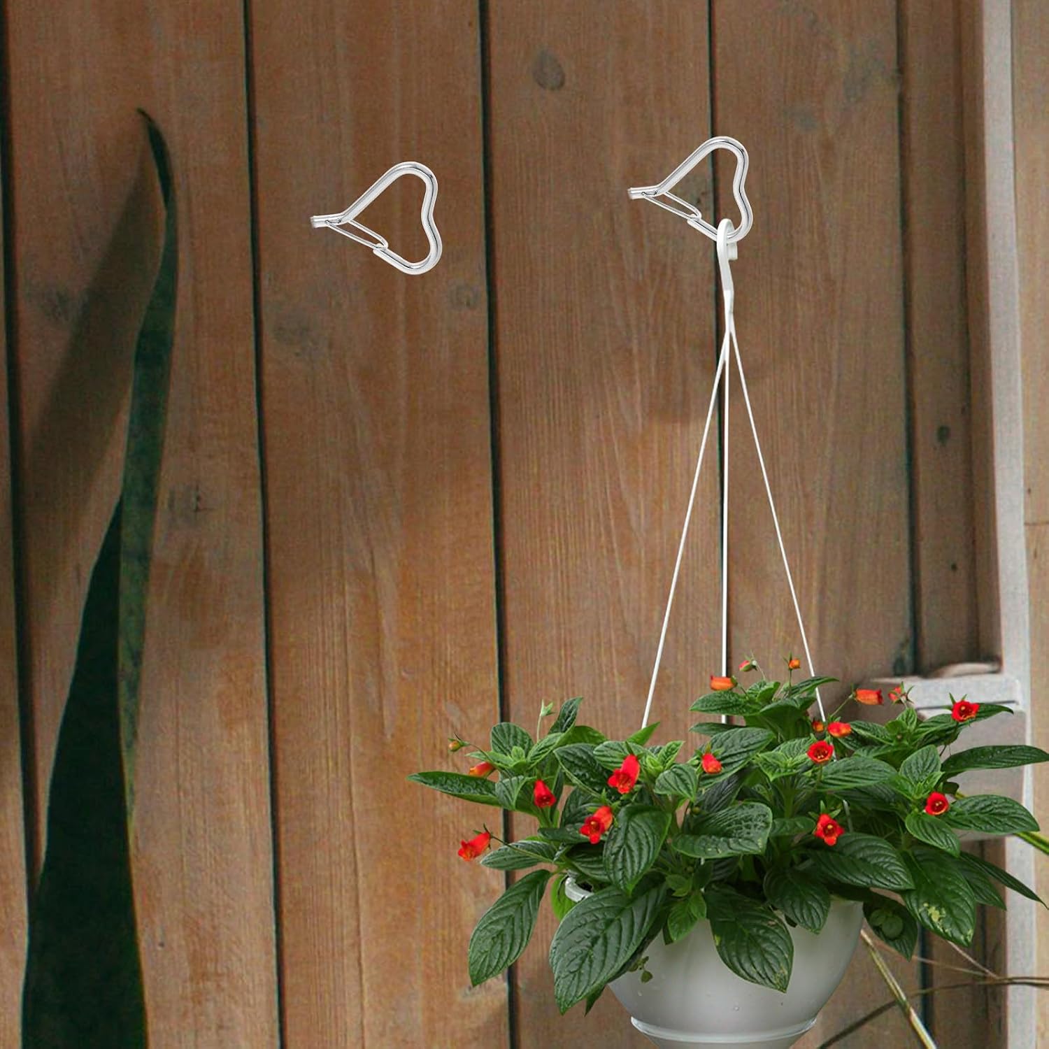 10pcs Outdoor Ceiling Hooks for Plants and String Lights with Safety Buckle, Iron Material, Silver Finish, Windproof Design for Secure Hanging in Outdoor Spaces