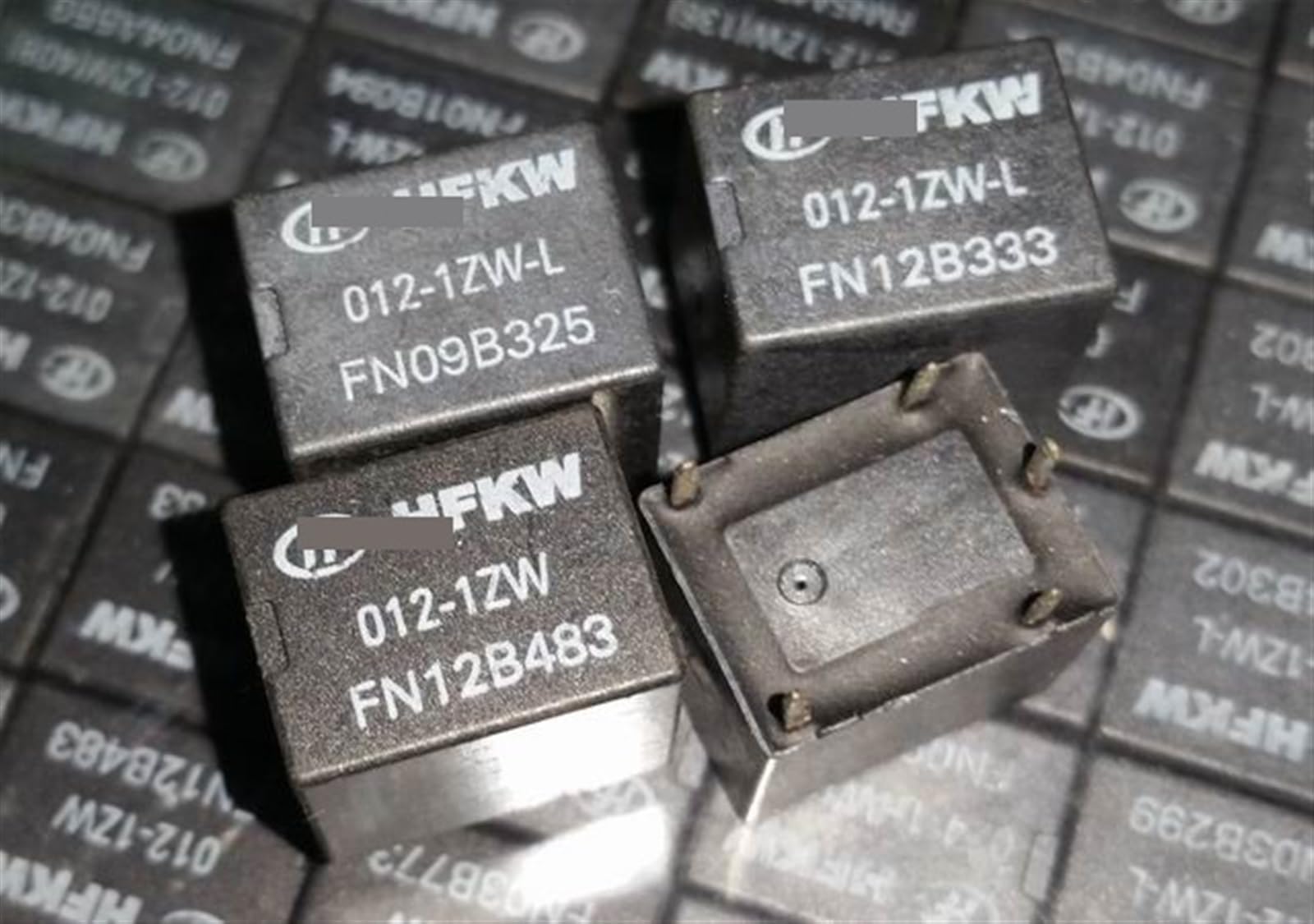 Relé HFKW 012-1ZW-L para solucionar fallos de encendido y cortes de corriente 12V 3