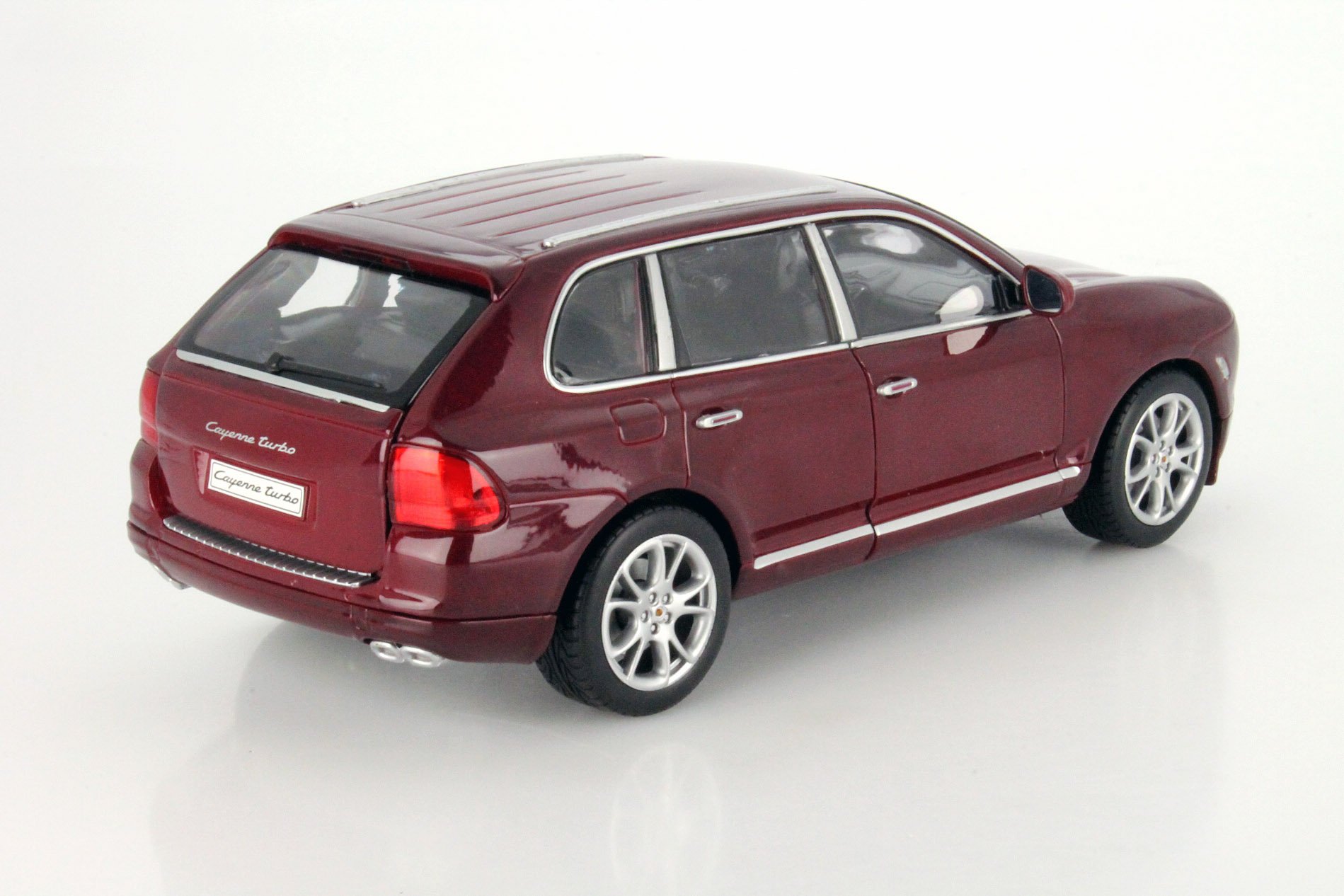 WELLY 1/60 1/64 Porsche Cayenne Turbo S EUR 9,99 - FR