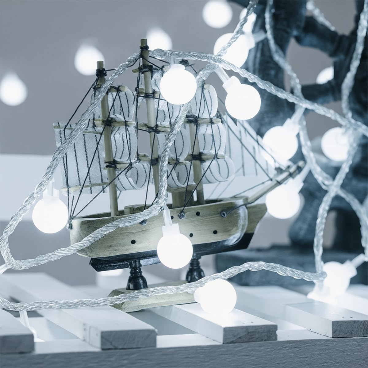 Pisca Bola Cristal 5 Metros 20 Leds Fio Transparente Decoração Natal (Branco Frio 127V)