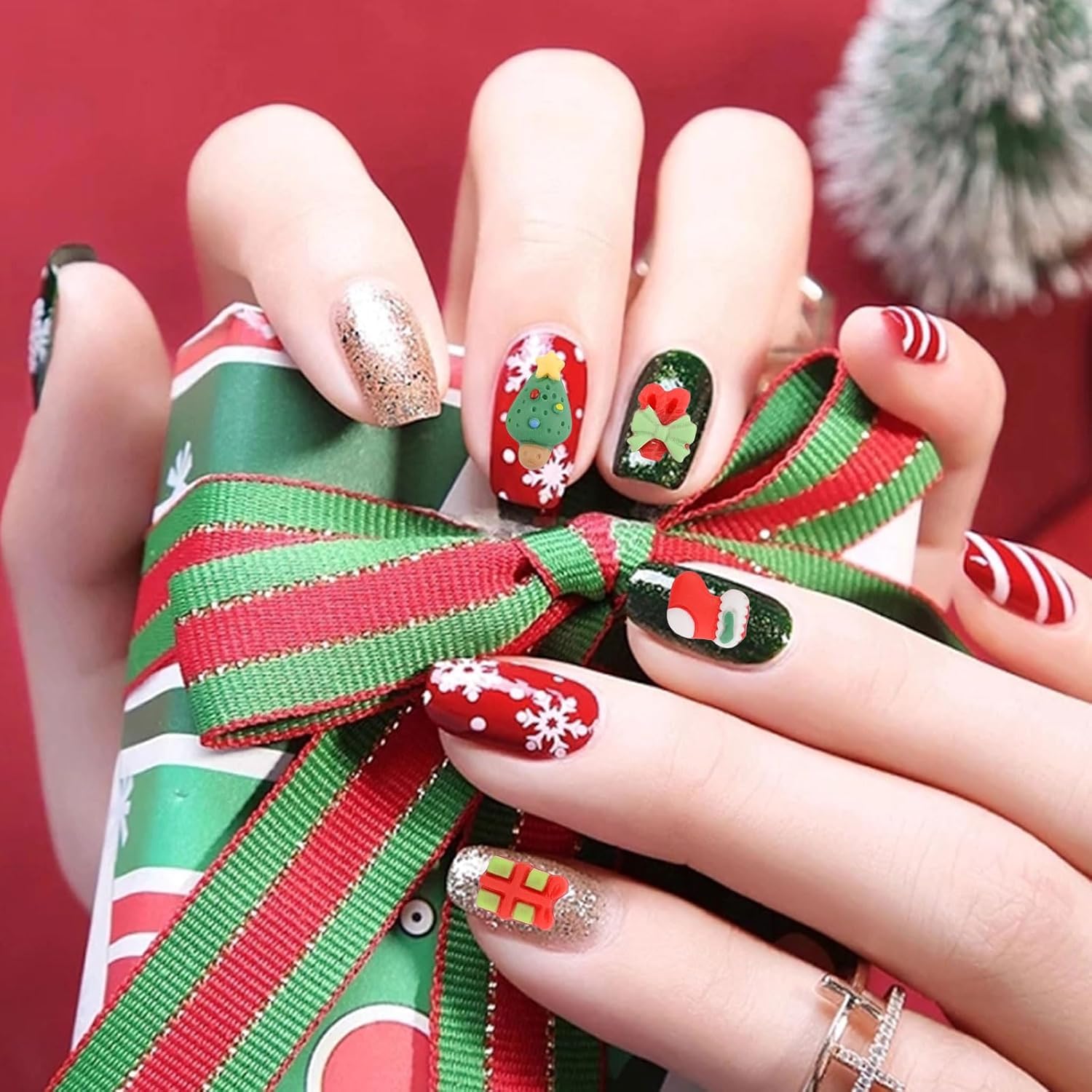 蓄光*クリスマス*ネイルパーツ*サンタさん* Amazon.co.jp: VTEERY(みさ) ネイルパーツ クリスマス 約100セット