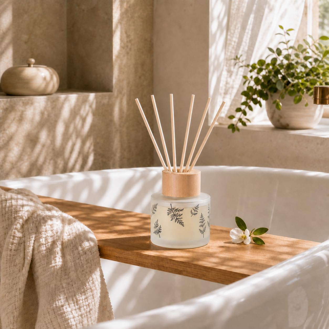 White Tea Reed Diffuser Set, 6.76 fl oz Home Fragrance with 6 Reed Sticks, Frosted Glass Bottle for Bathroom, Bedroom, Entryway and Office