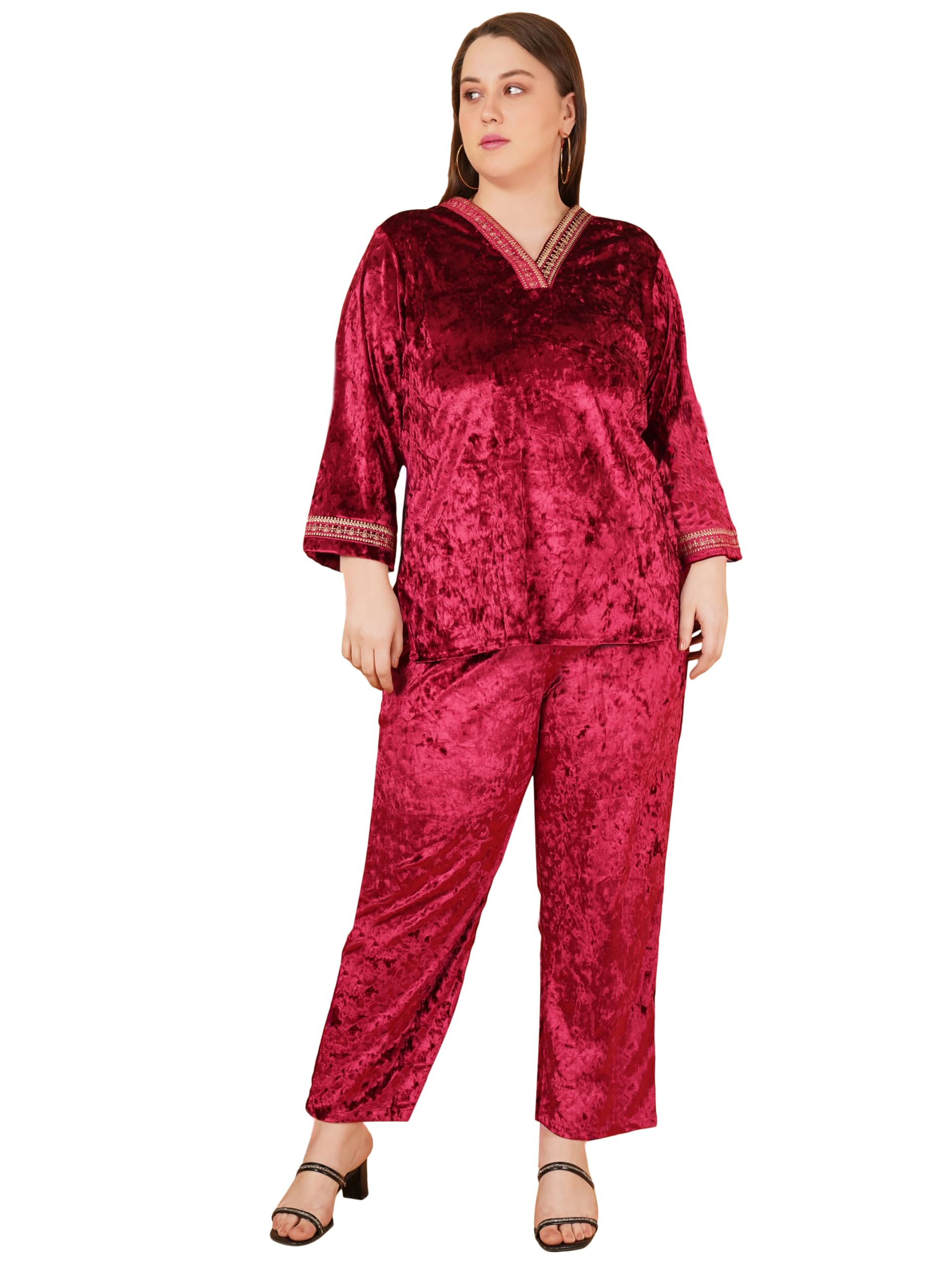 indietoga plus size Indietoga Women’s Stretchable Embroidered Velvet Co ord Set-picture-38