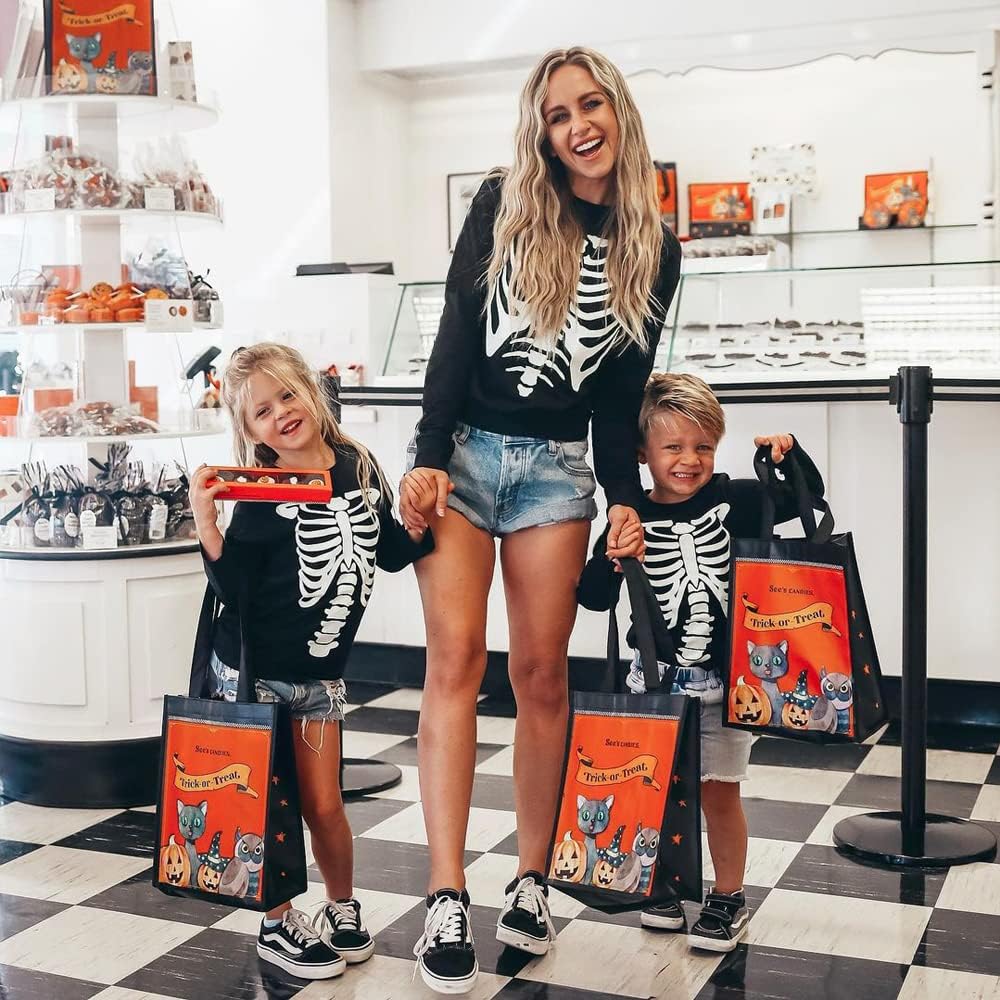 Halloween human skeleton family matching Sweatshirts Long Sleeve Lightweight Casual Pullover sweater Tops for Womens