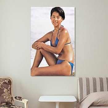 Amazon.co.jp: 鈴木保奈美水着セクシー写真絵画ポスター アートパネル