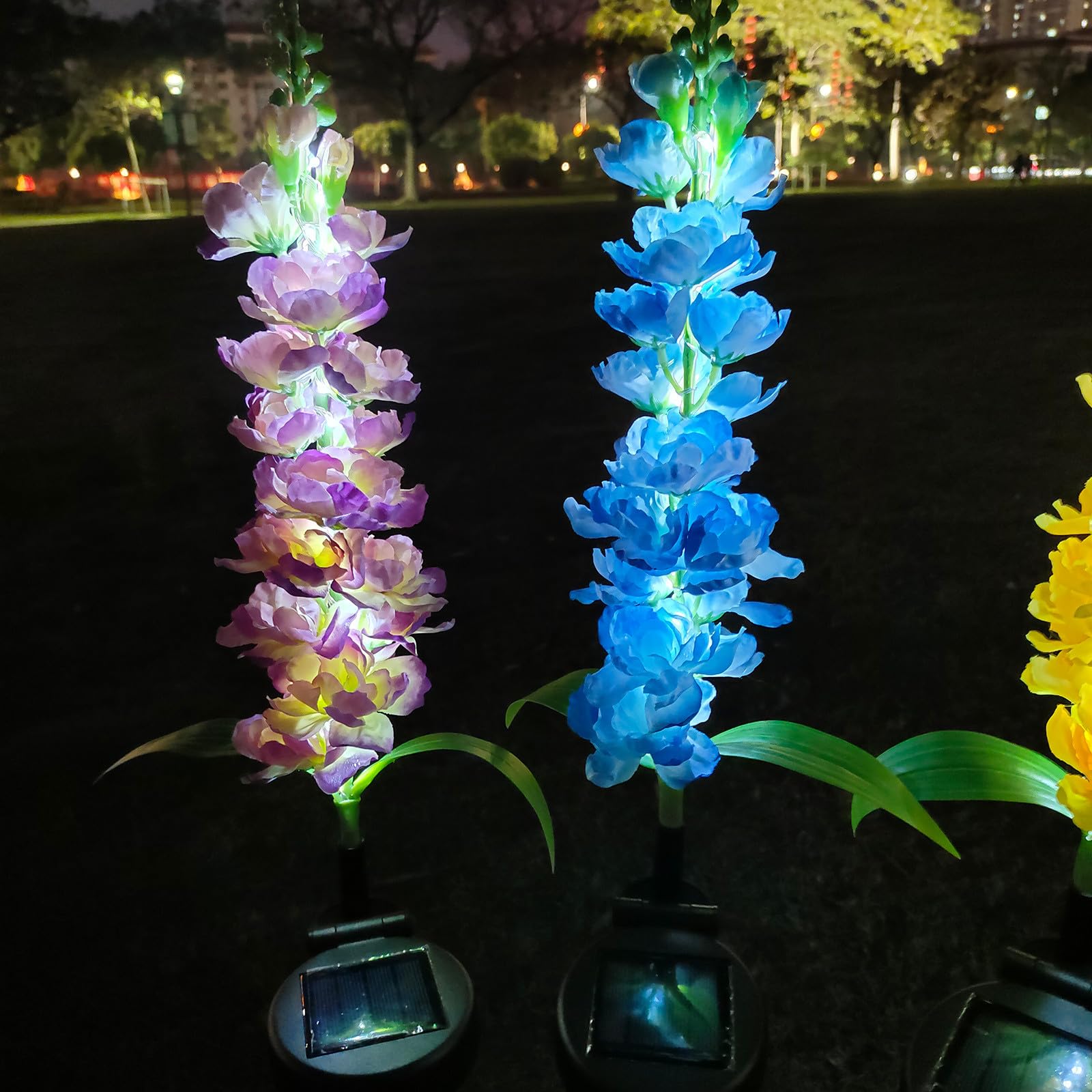 Solar Outdoor Lights Violet Flower Garden Lights Waterproof Led Lights Hyacinth Decorative Lights for Yard Pathways Landscape Lighting