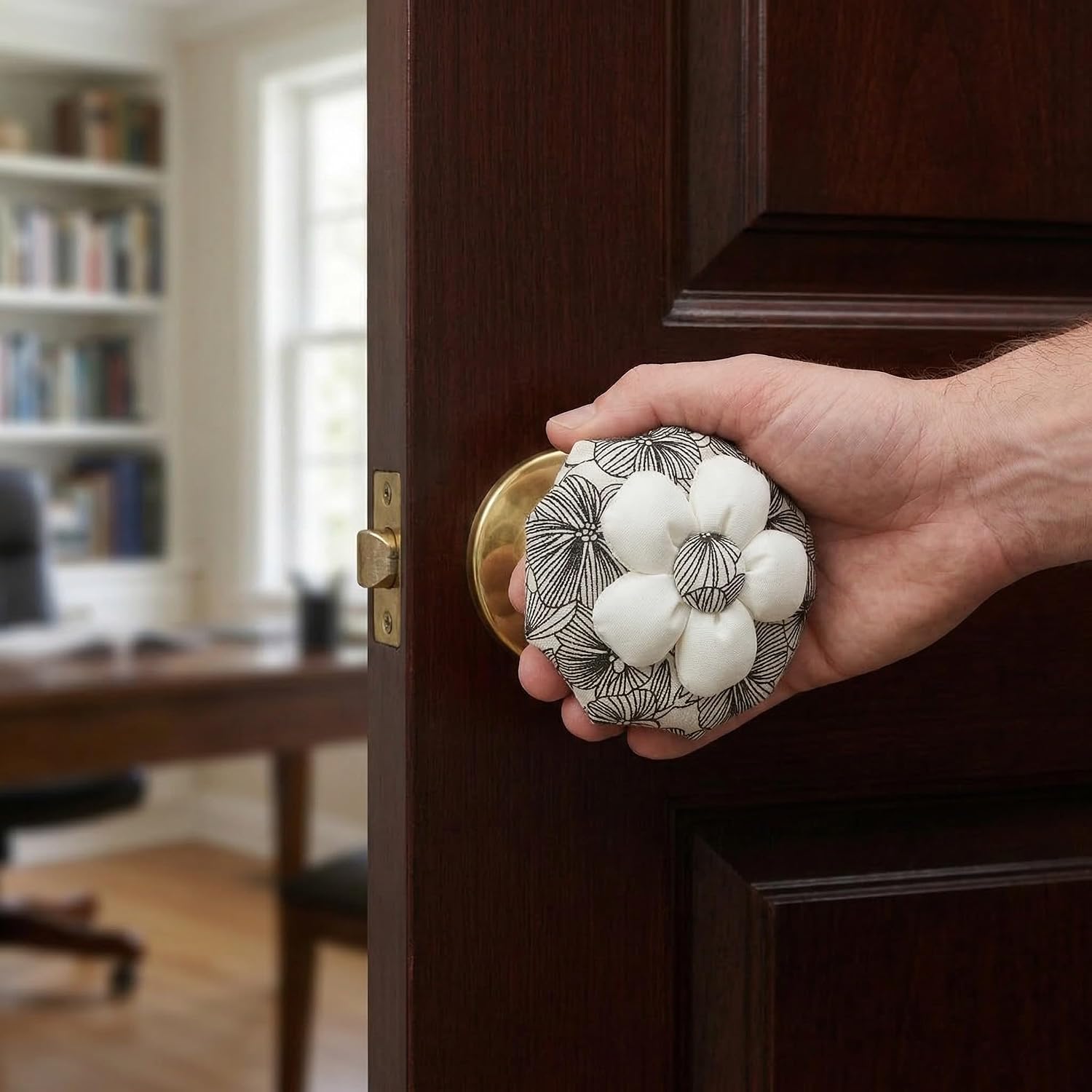 4pcs Flower Design Safety Door Handle Glove Cover Protective Sleeve | Cotton Cloth, Black round Form, Universal Fit, Winter Comfort for Offices, Gentle Texture with Static Free Function