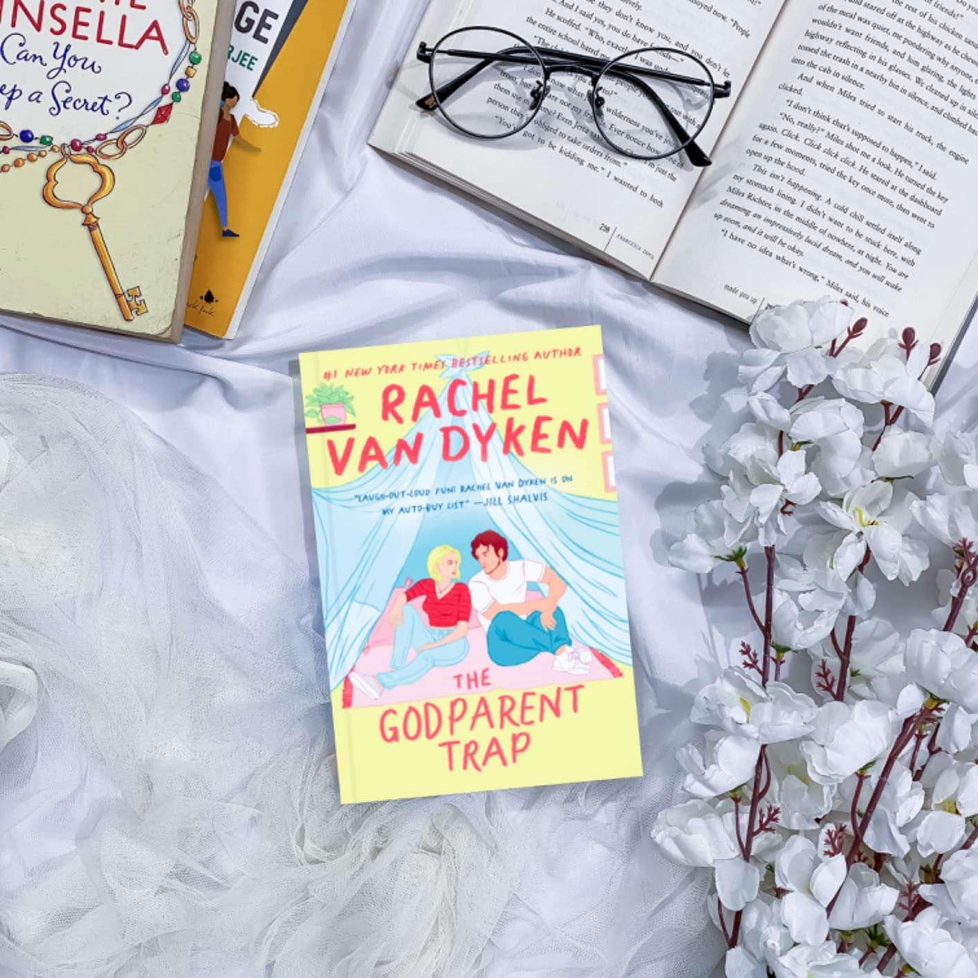 THE GODPARENT TRAP Van Dyken, Rachel Amazon.in Books